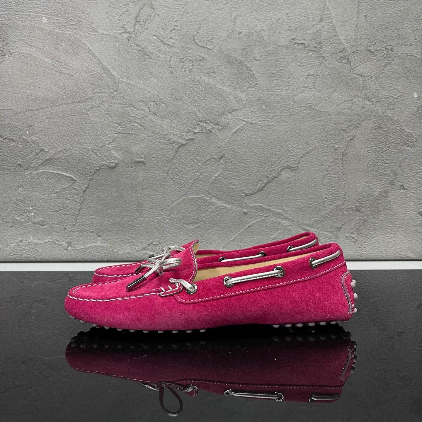 Tod's TOD'S Gommino loafers 36.5 EU like new tried once Size US 5.5 / IT 35.5 - 4 Thumbnail