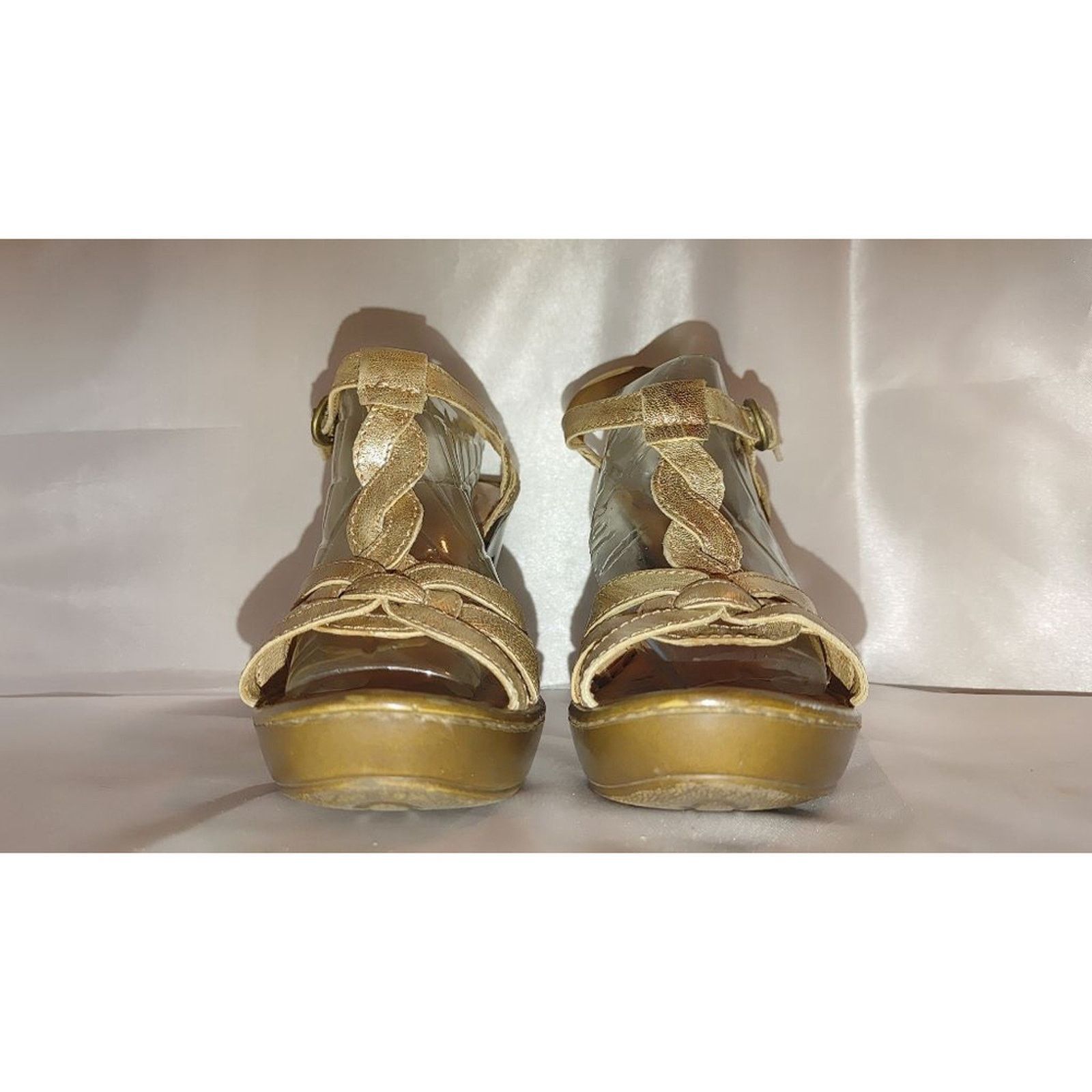 Born Born Lola Metallic Gold Leather Peep Toe Heels Size 7 Size US 7 / IT 37 - 5 Thumbnail