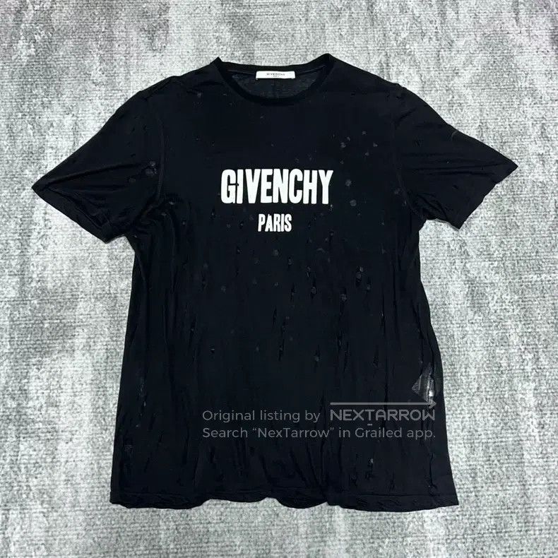 Givenchy Givenchy Short Sleeve Thin Hole Size US M / EU 48-50 / 2 - 1 Thumbnail