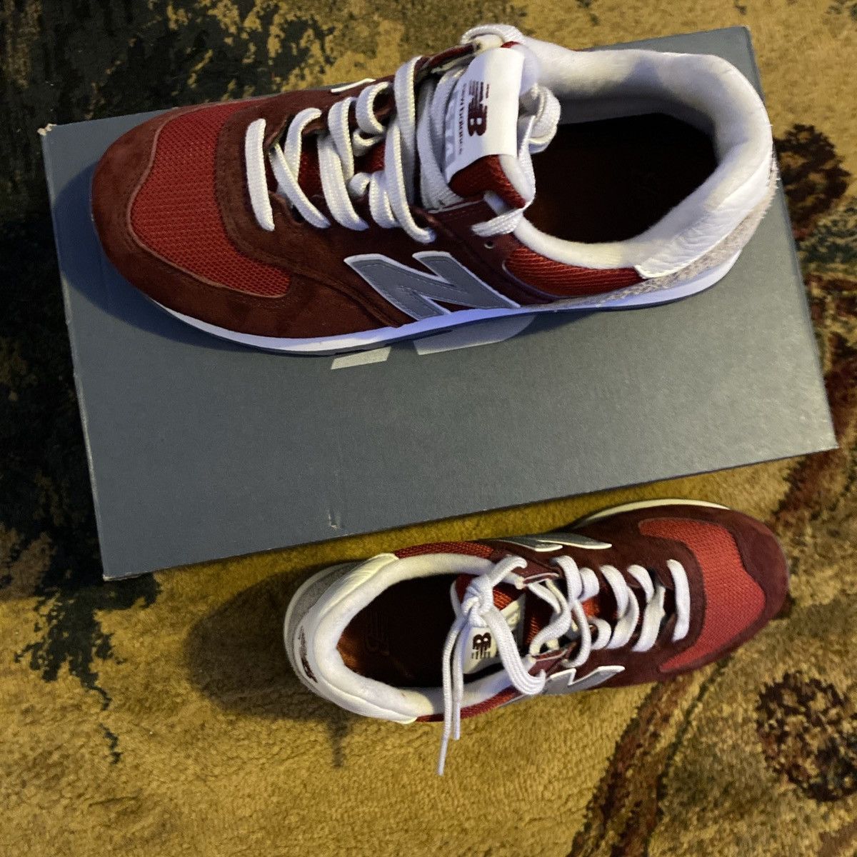 New Balance New Balance 574 Lunar New Year - Classic Crimson Size 8.5 Size US 8.5 / EU 41-42 - 8 Thumbnail