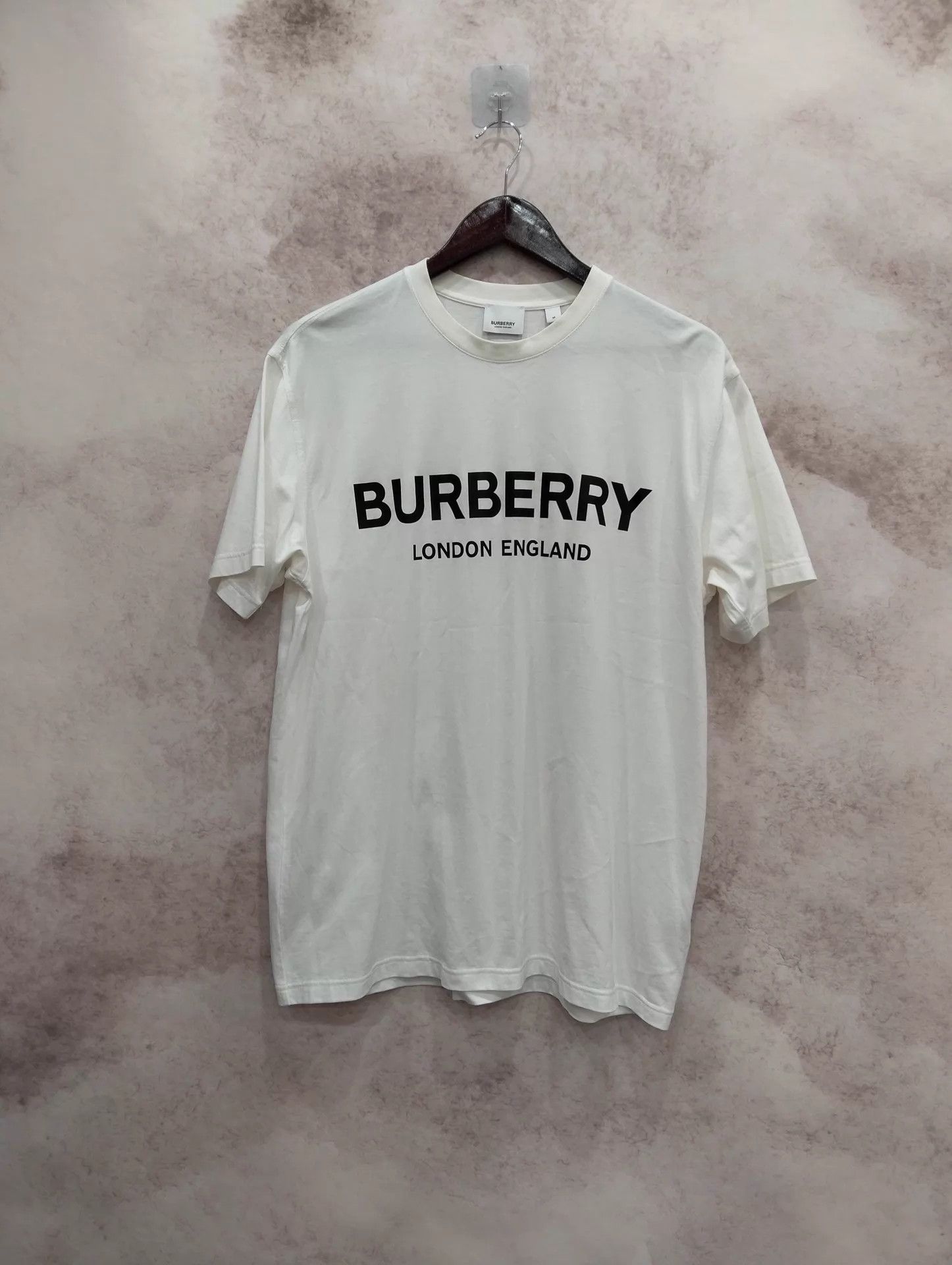 Burberry Burberry logo white short sleeve M Size US M / EU 48-50 / 2 - 1 Thumbnail