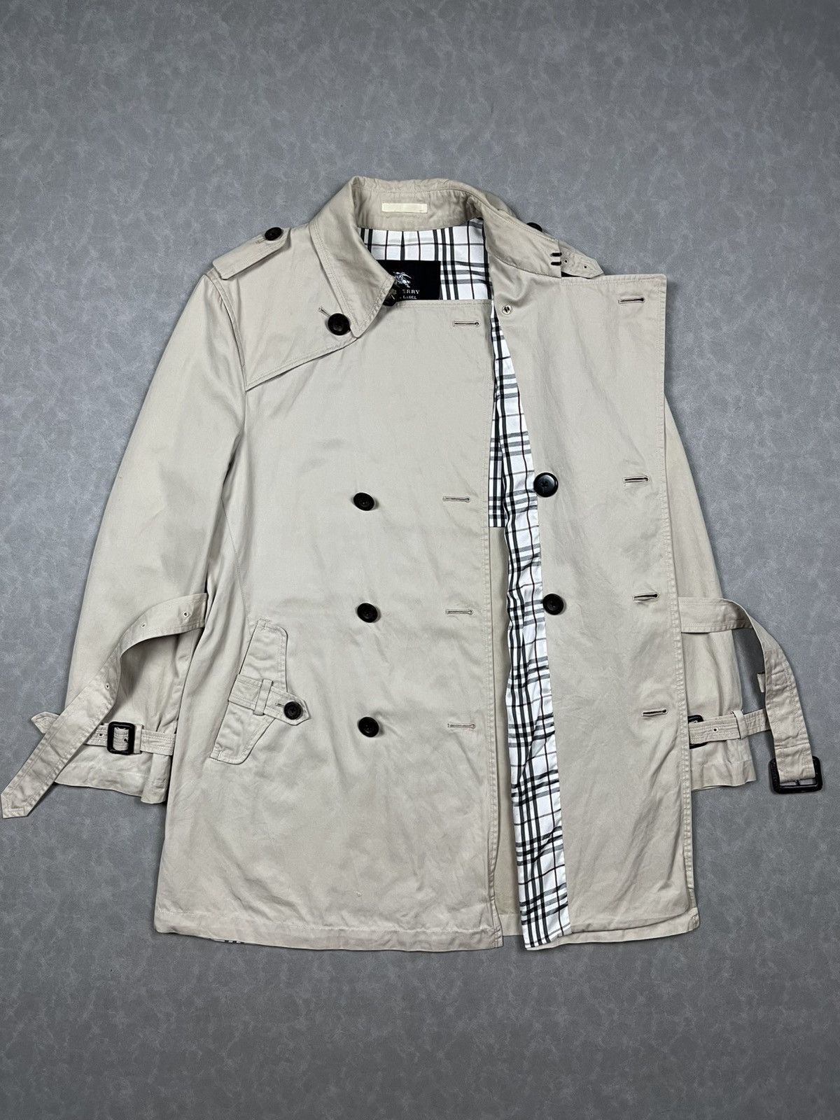 Burberry Burberry trench coat novacheck Size US L / EU 52-54 / 3 - 10 Thumbnail