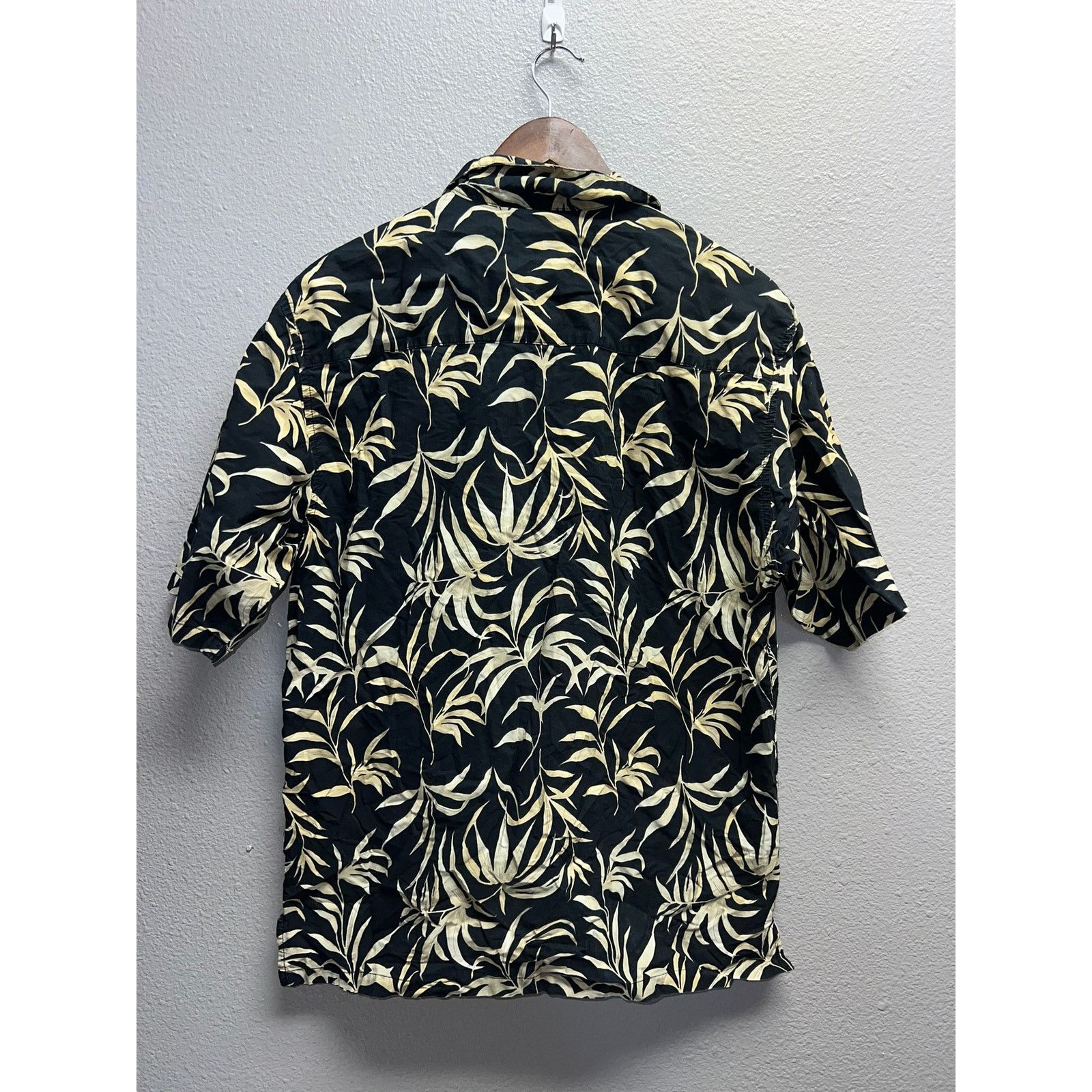 Ocean Pacific Vintage Ocean Pacific Button Up Shirt Floral Hawaiian VTG M Size US M / EU 48-50 / 2 - 7 Thumbnail