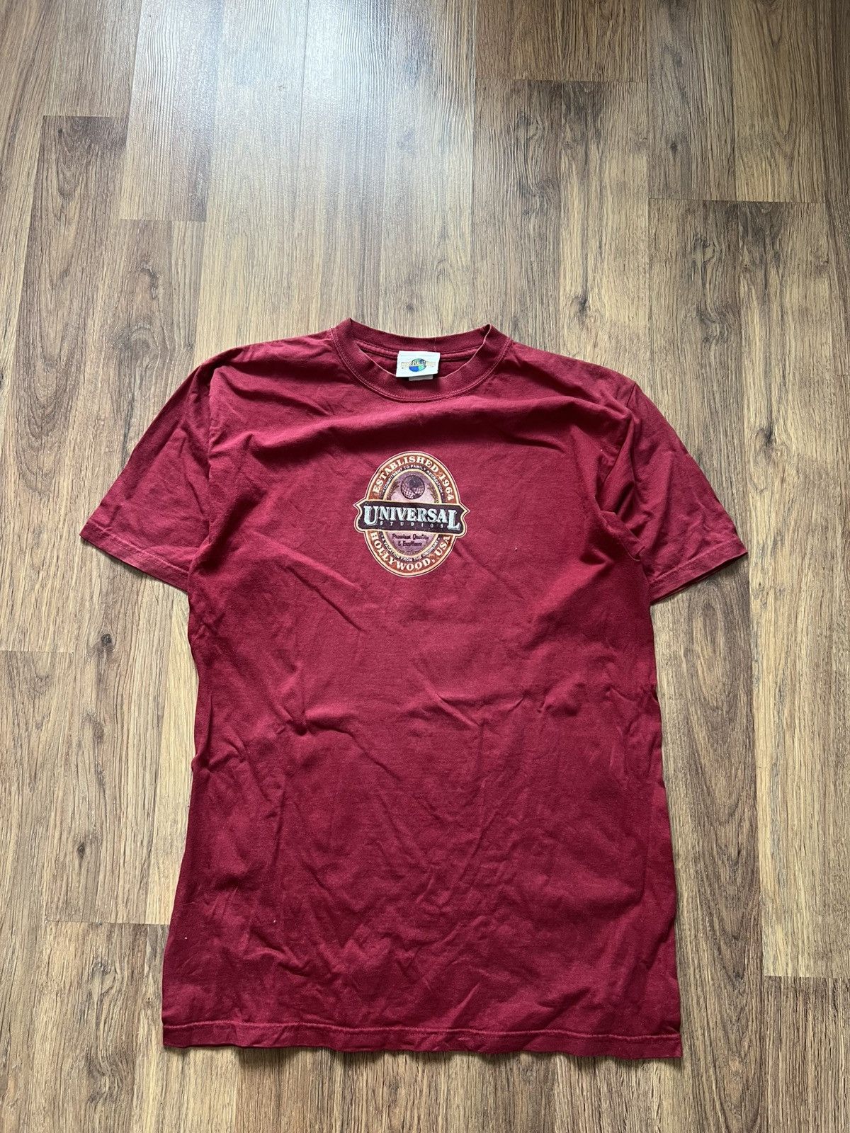 Universal Studios Universal Studios Burgundy T-Shirt Size US M / EU 48-50 / 2 - 1 Thumbnail