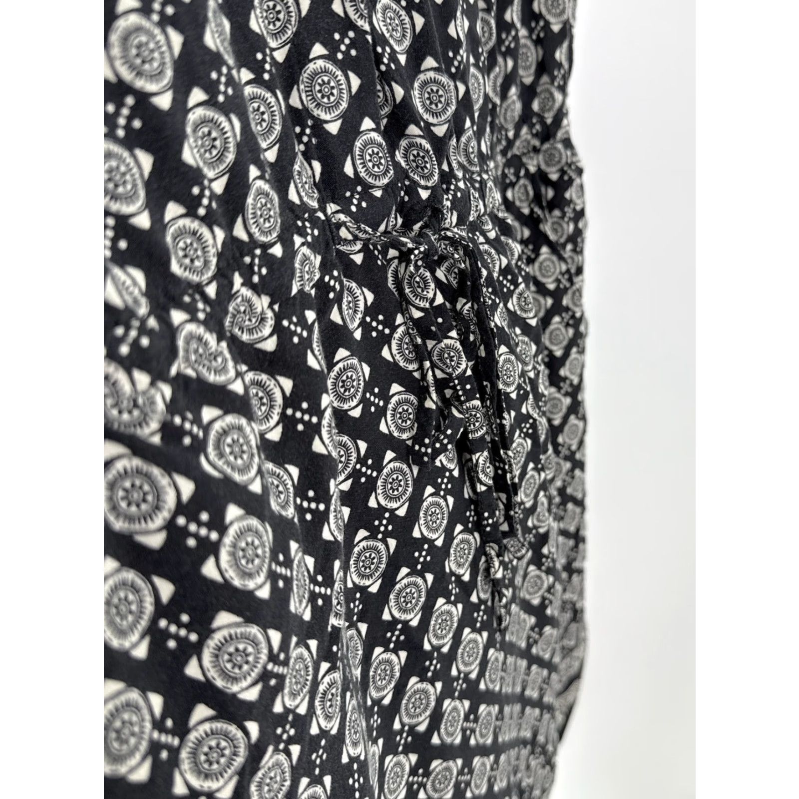 Vintage Max Studio Sleeveless Printed Drawstring Pockets Dress XL Black Boho Lightweight Shirt Dress Womens Size XL / US 12-14 / IT 48-50 - 6 Thumbnail
