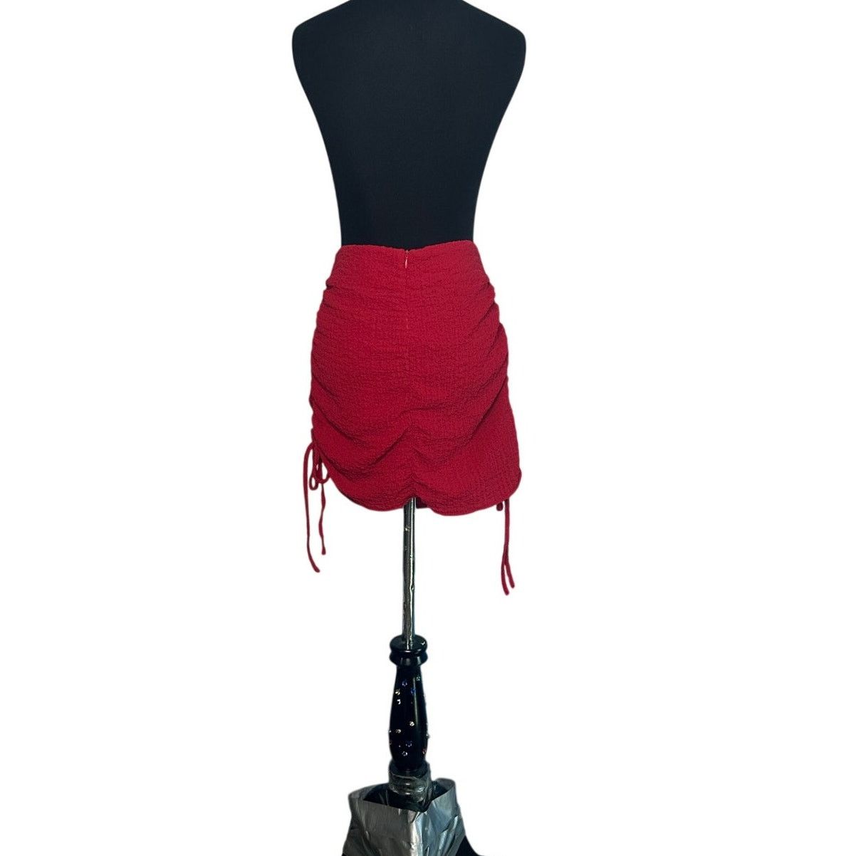 Anthropologie Le Lis red ruched mini skirt size M Size 30" / US 8 / IT 44 - 14 Thumbnail