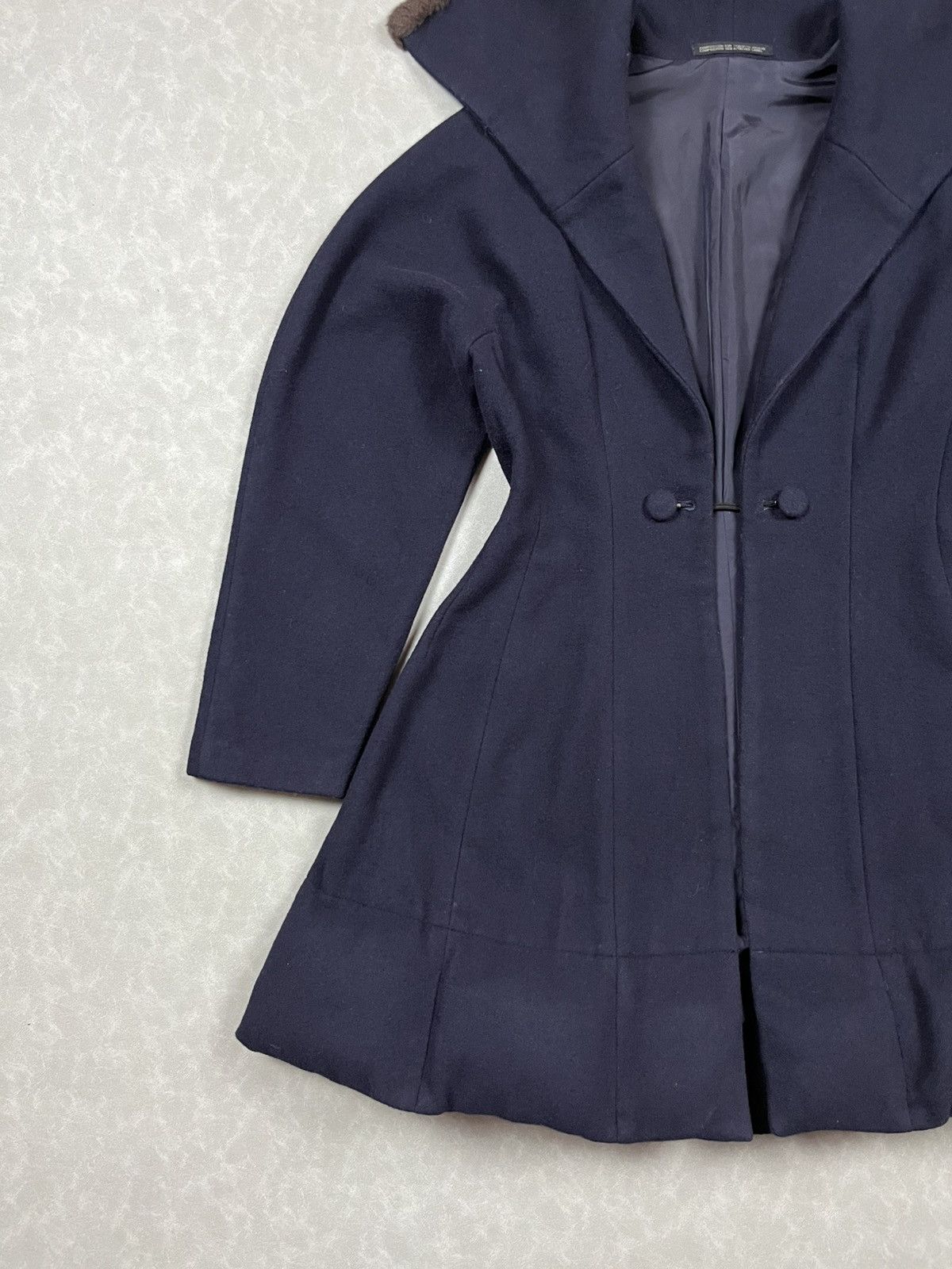 Yohji Yamamoto 90s Yohji yamamoto multi pocket wool jacket Size US M / EU 48-50 / 2 - 8 Thumbnail