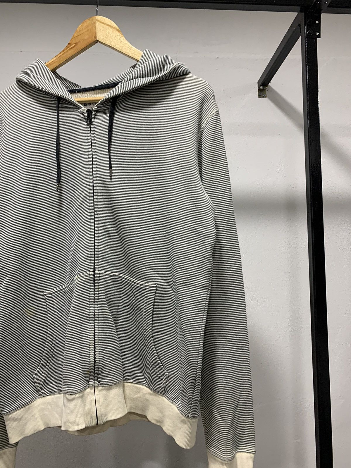 Beams Plus × Japanese Brand Beams Stripes Hooded Sweater 90s Size US M / EU 48-50 / 2 - 3 Thumbnail