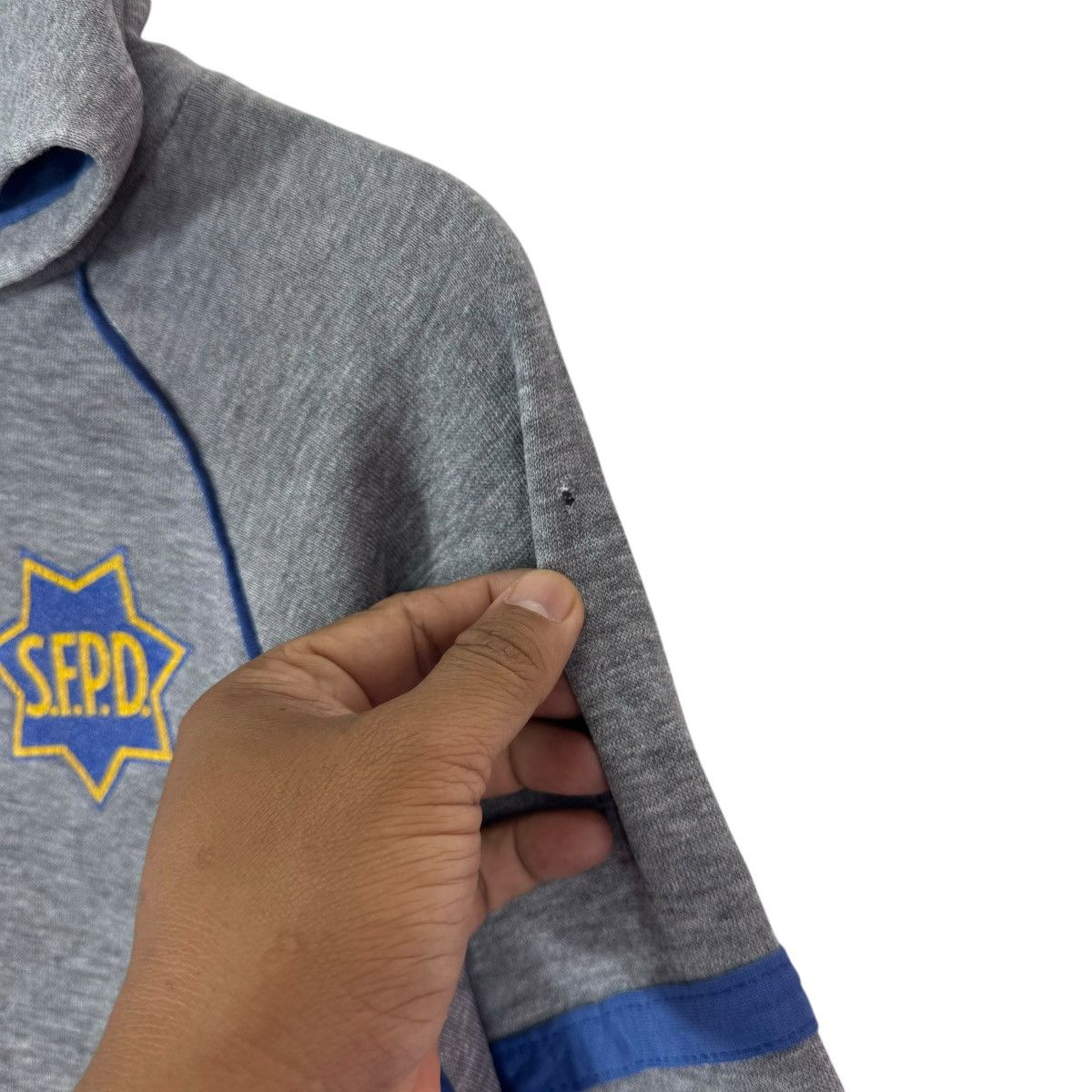 Vintage VINTAGE SAN FRANCISCO POLICE DEPARTMENT HOODIE SWEATER Size US L / EU 52-54 / 3 - 3 Thumbnail