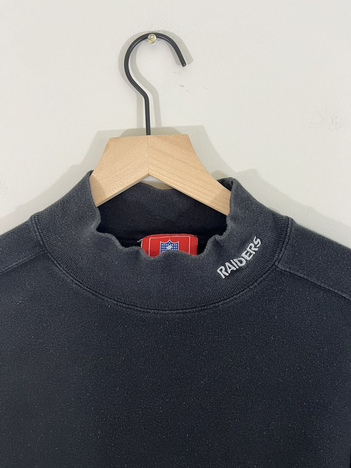 NFL Faded Oakland Raiders Blank Black Turtleneck Shirt Size US L / EU 52-54 / 3 - 3 Thumbnail
