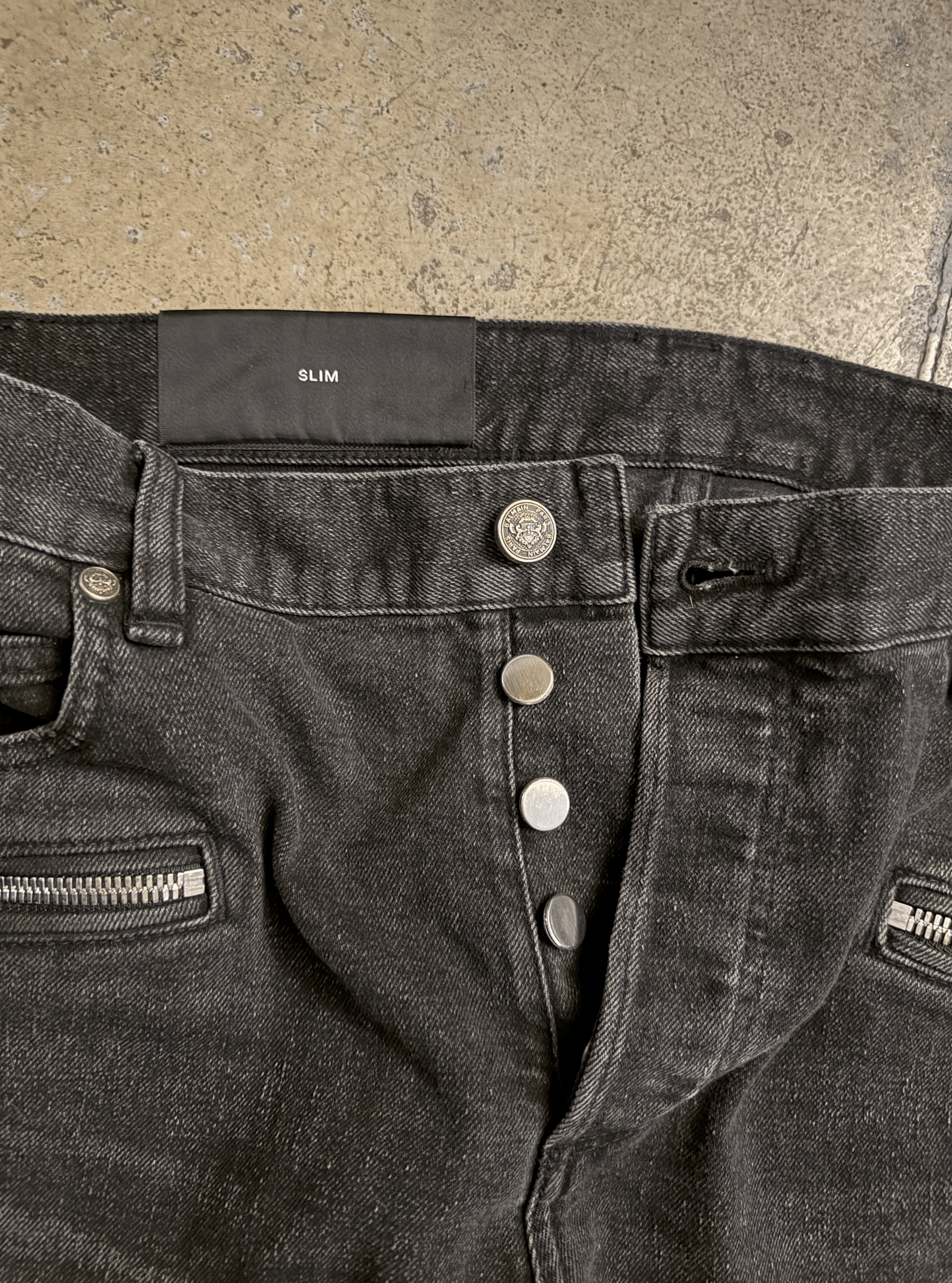 Balmain balmain ripped jeans new condition Size US 32 / EU 48 - 5 Thumbnail