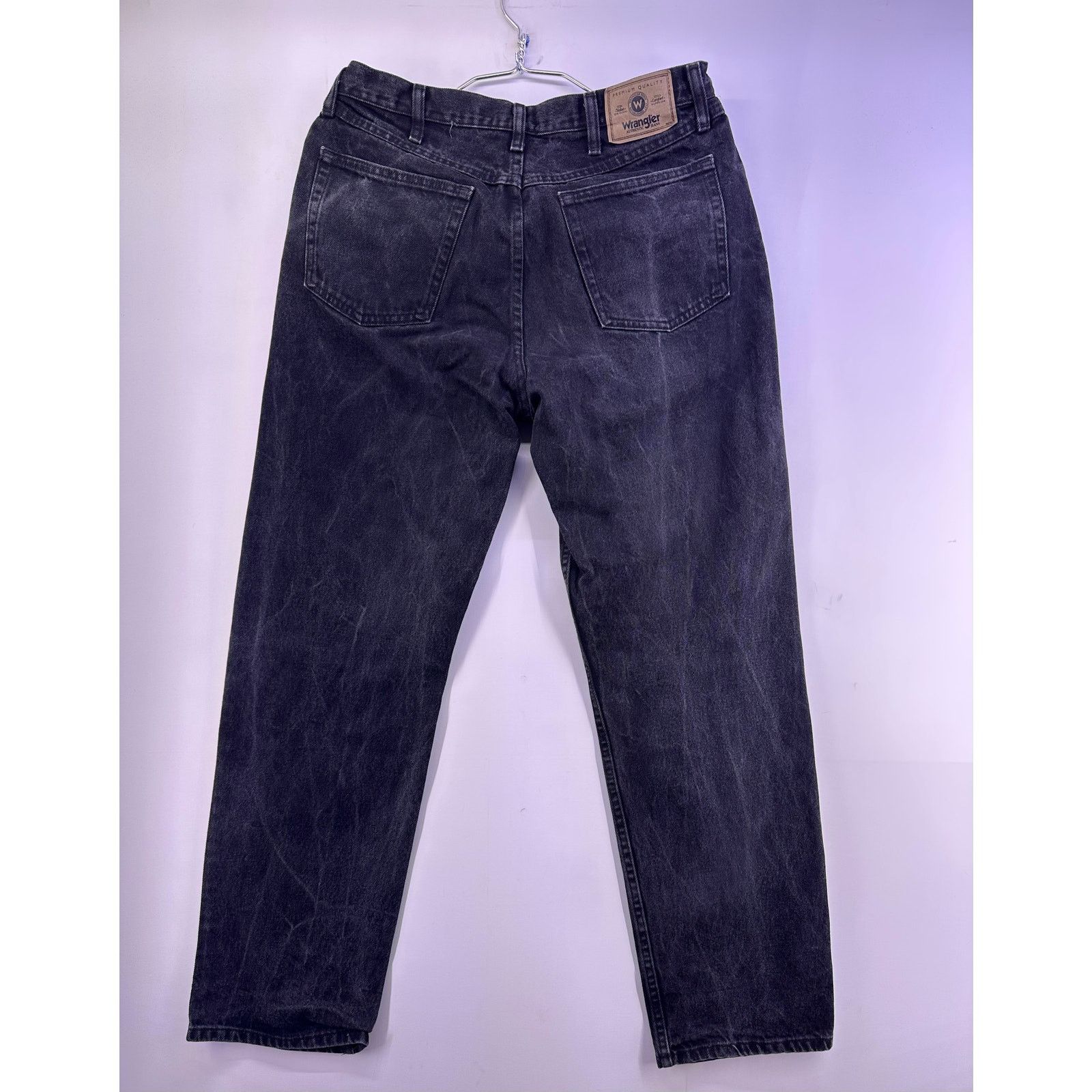 Wrangler Vintage Wrangler Black Smoked Relaxed Jeans Size 34/32 Size US 34 / EU 50 - 10 Thumbnail