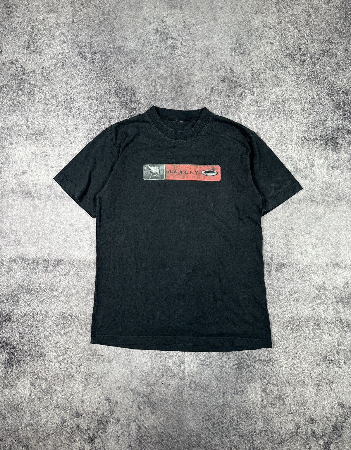 Y2K Oakley Vintage Logo t-shirt Streetwear Vintage USA M