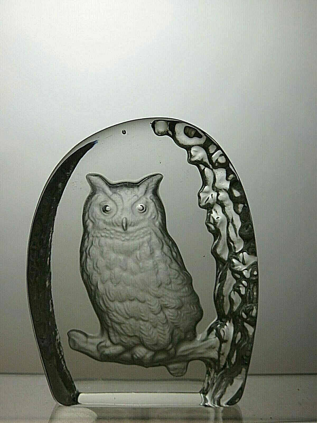 The Unbranded Brand Wedgwood Crystal Etched Eagle Owl Paperweight Ornament 4 1/8 Size ONE SIZE - 2 Thumbnail