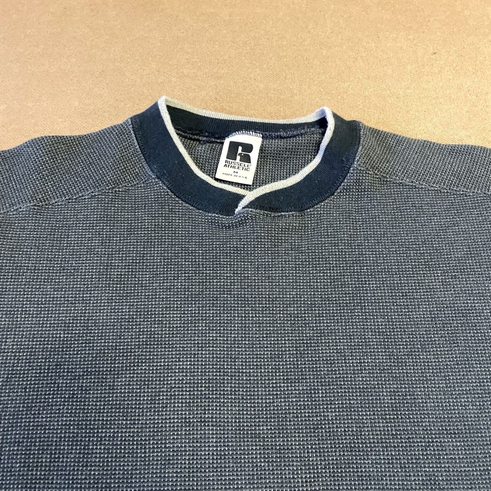 Russell Athletic VINTAGE Russell Athletic Weave Knit Sweatshirt Adult Medium Gray Pullover Mens Size US M / EU 48-50 / 2 - 7 Thumbnail
