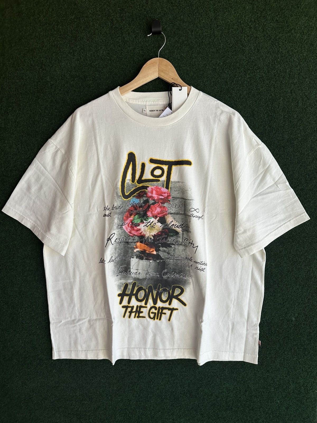 CLOT Honor The Gift x Clot x Complexcon Tee Size US XL / EU 56 / 4 - 1 Thumbnail