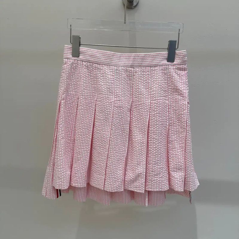 Thom Browne Thom Browne Pink Pleated Skirt for Women 0089 Size 28" / US 6 / IT 42 - 1 Thumbnail