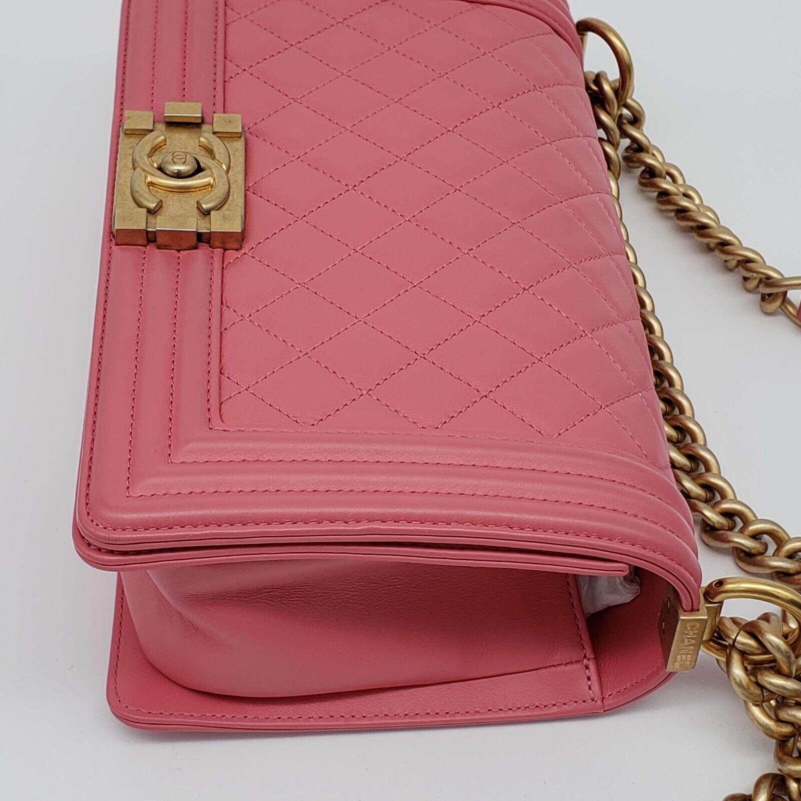 Chanel 100% Authentic CHANEL Boy Leather Shoulder Bag 2700-080524 Size ONE SIZE - 13 Thumbnail