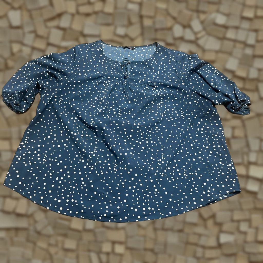 Vintage Bloomchic Blouse Women's Plus Size 26 Shirt Adult Plus White Polka Dots Short Sleeve Modern Casual Bloomchic Size 4XL / US 24-26 - 1 Thumbnail