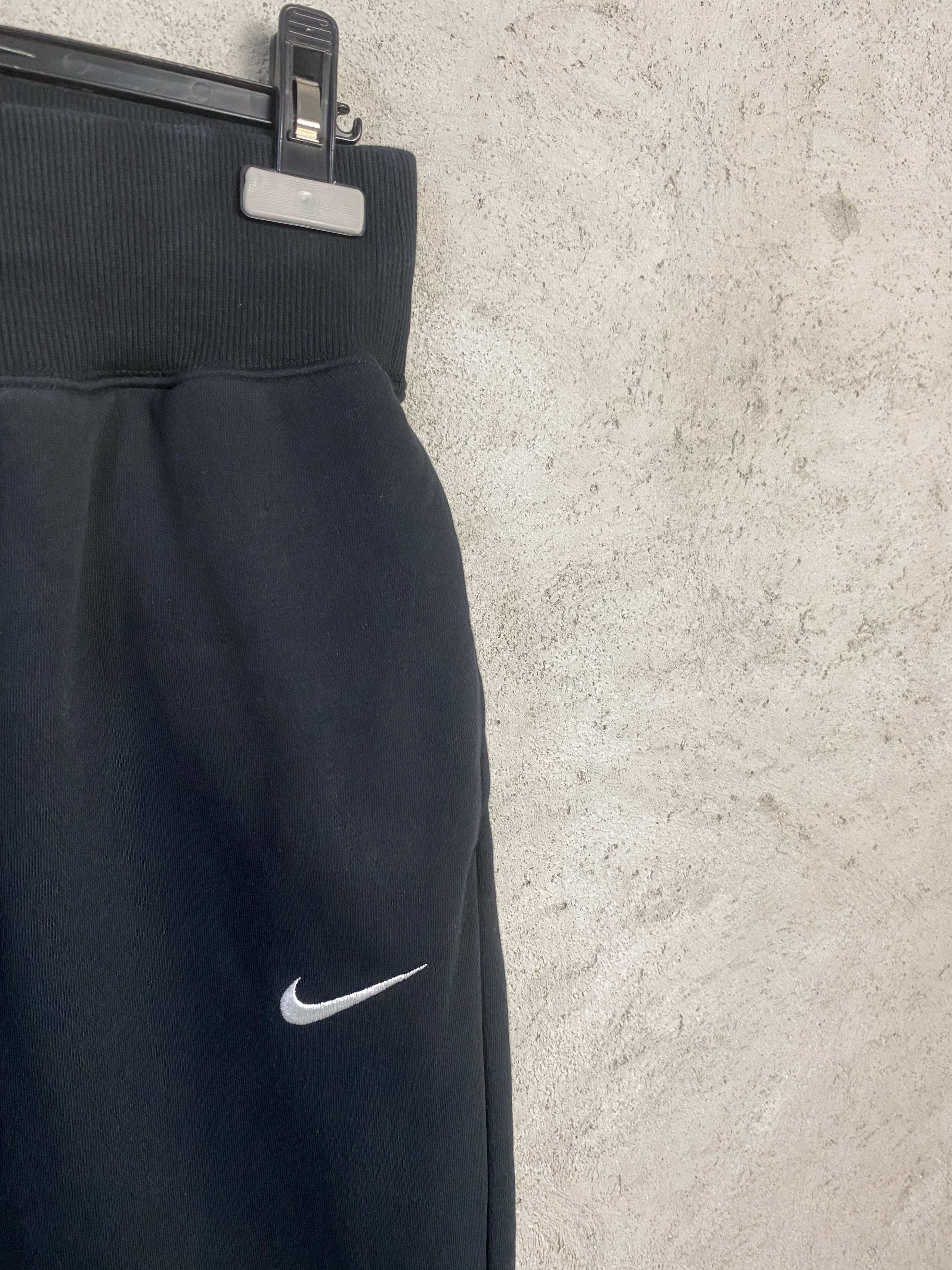 Nike Nike sweatpants jogger y2k rap skate sport opium Size US 32 / EU 48 - 2 Thumbnail