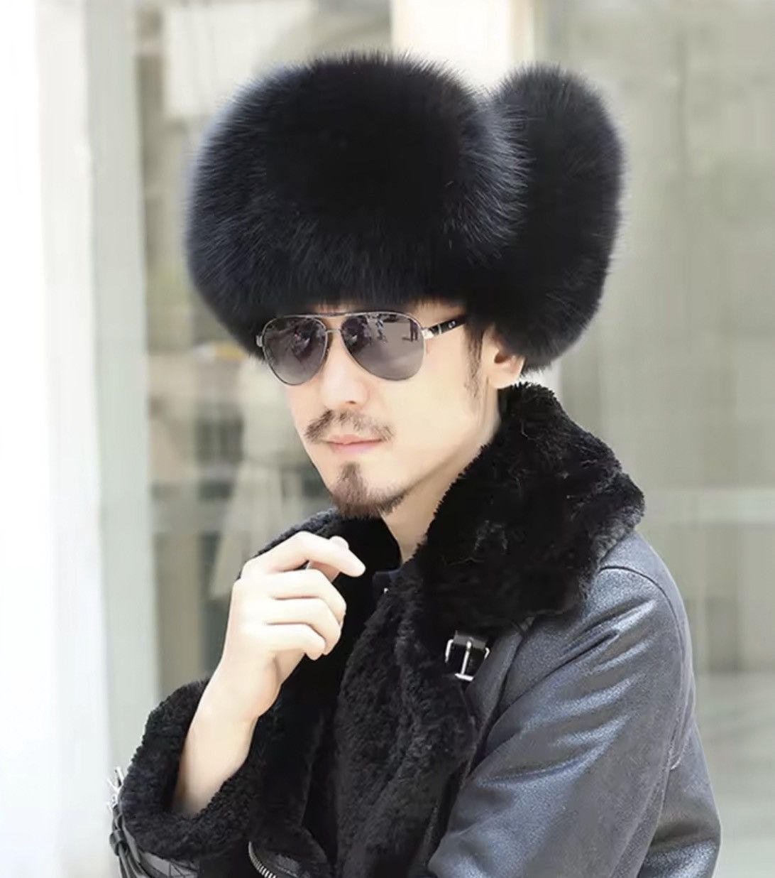 VIBE Luxury Fox Fur Ushanka – PU Leather Trapper Hat Size M Size ONE SIZE - 1 Thumbnail