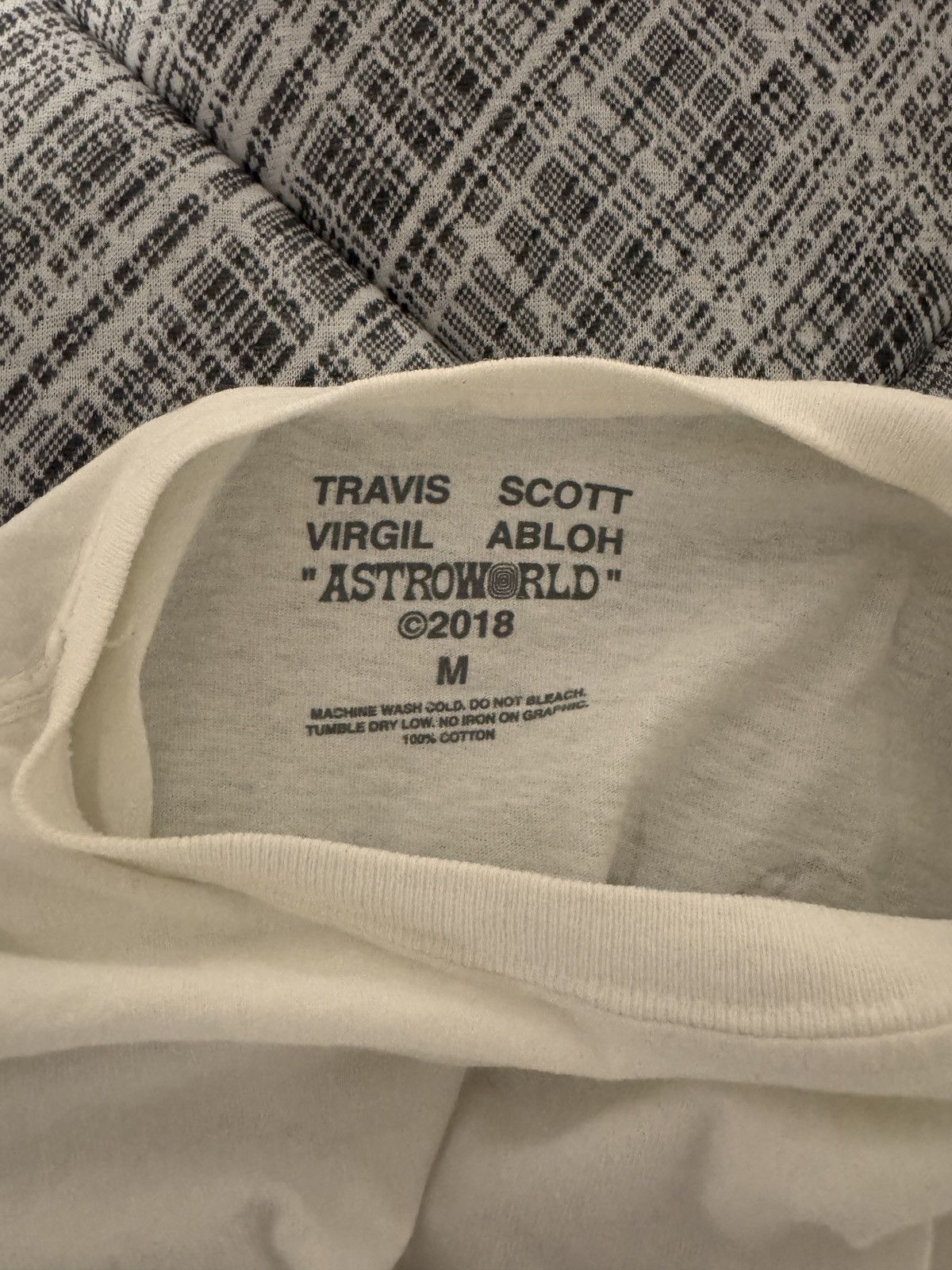 Travis Scott × Virgil Abloh Travis scott virgil abloh tee Size US M / EU 48-50 / 2 - 3 Thumbnail