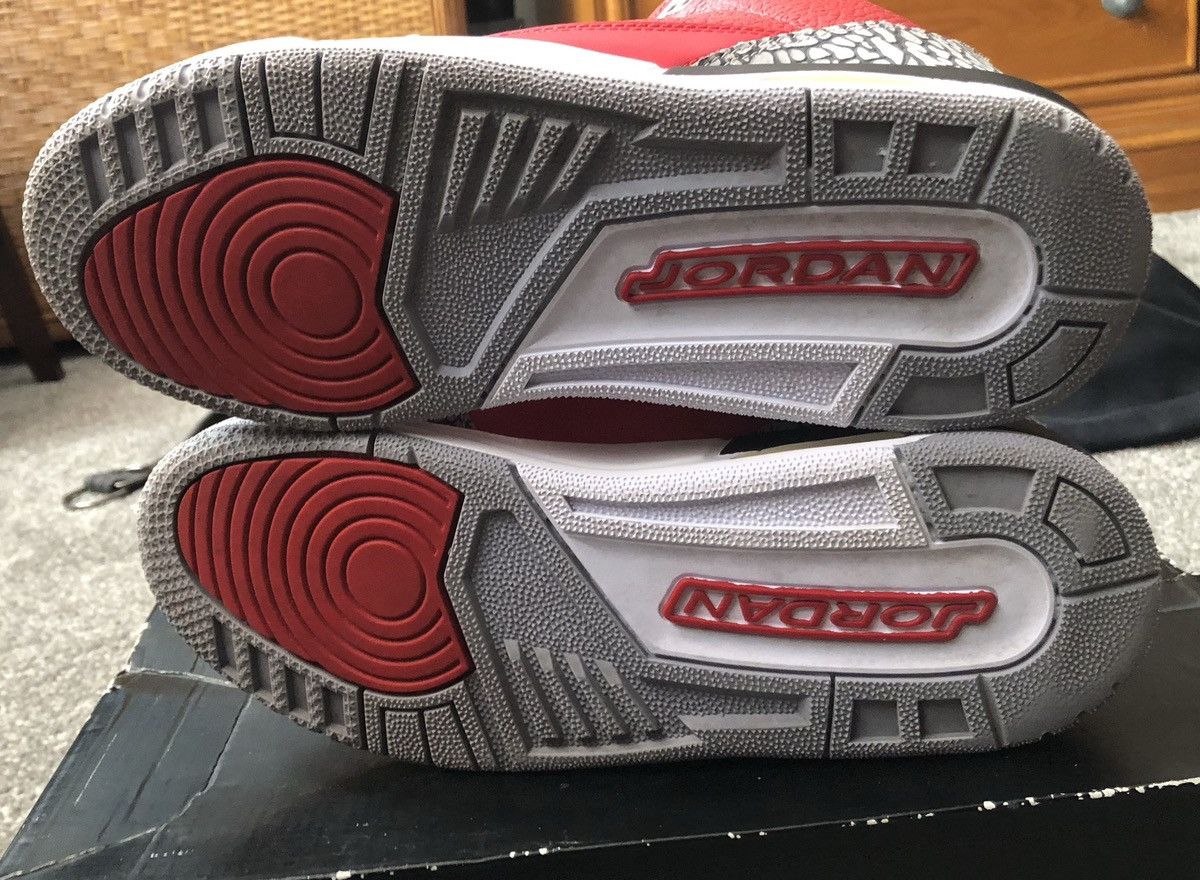 Nike Air Jordan 3 Retro Red Cement – Size 7 Size US 7 / EU 40 - 4 Thumbnail