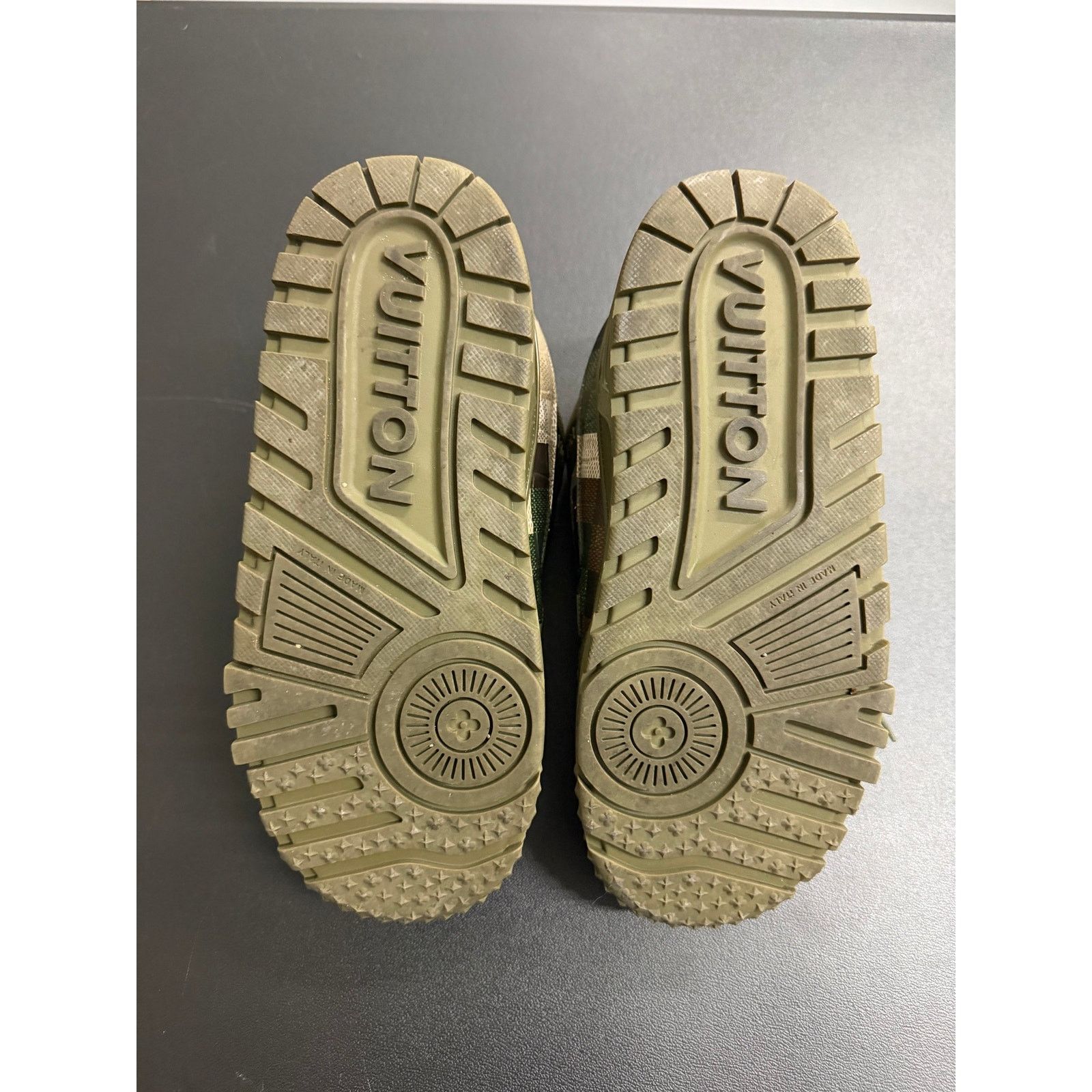 Louis Vuitton Louis Vuitton Trainer Maxi ‘Damoflage’ Size US 7 / EU 40 - 4 Thumbnail