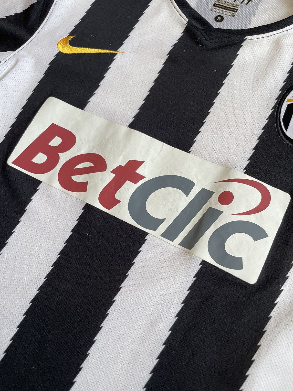 Nike Nike Juventus 2010/2011 Home Soccer Jersey Kit S Size US S / EU 44-46 / 1 - 5 Thumbnail