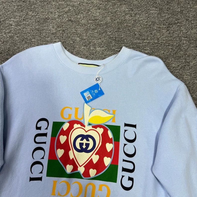 Gucci Gucci Valentine's Day Limited Square Apple Sweatshirt Size US S / EU 44-46 / 1 - 4 Thumbnail