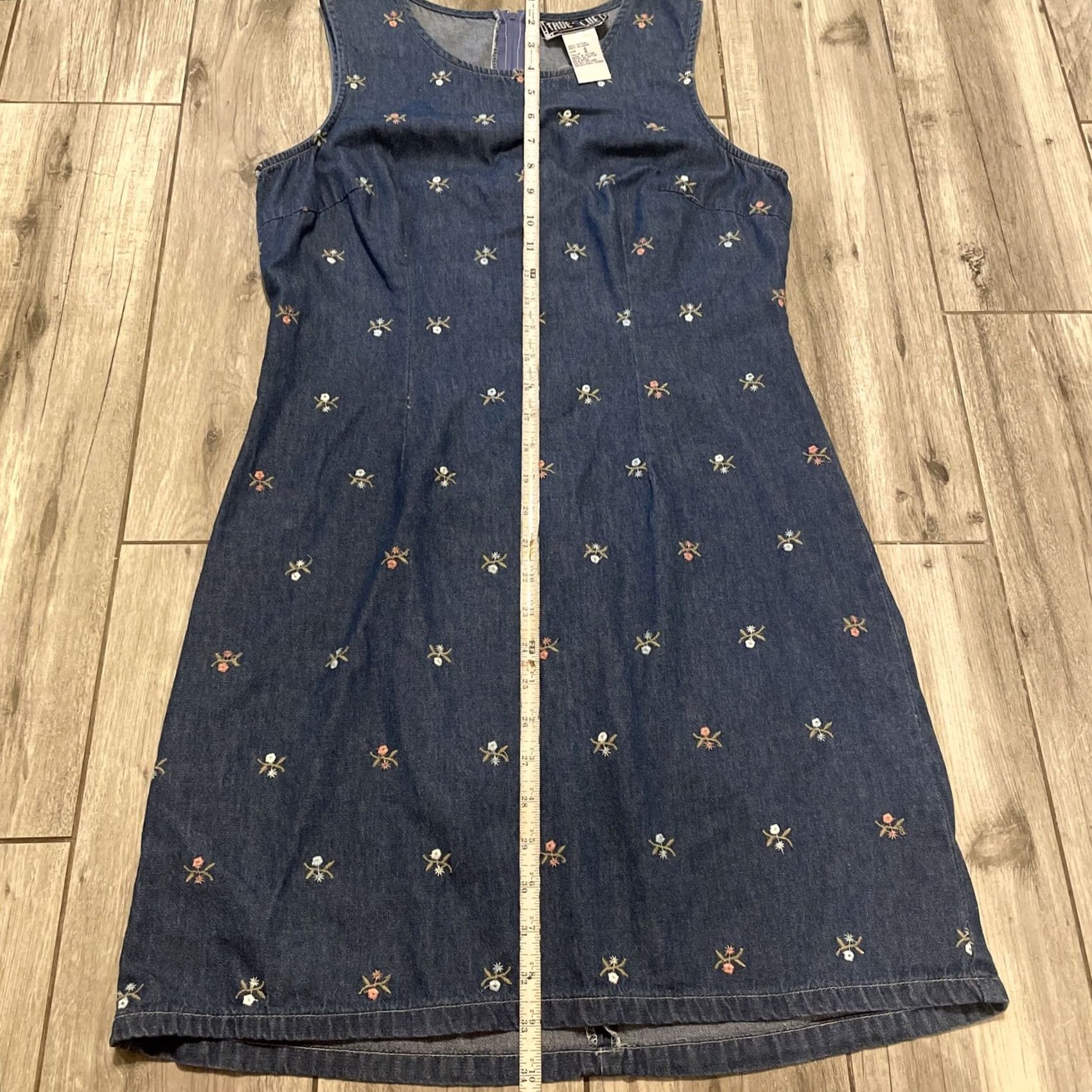 Denime True Blue Womens Sleeveless Floral Embroidered Denim Dress Sz 6 Short Fit & Flare Casual Spring Summer Pink Flower Pattern Denim Size M / US 6-8 / IT 42-44 - 7 Thumbnail