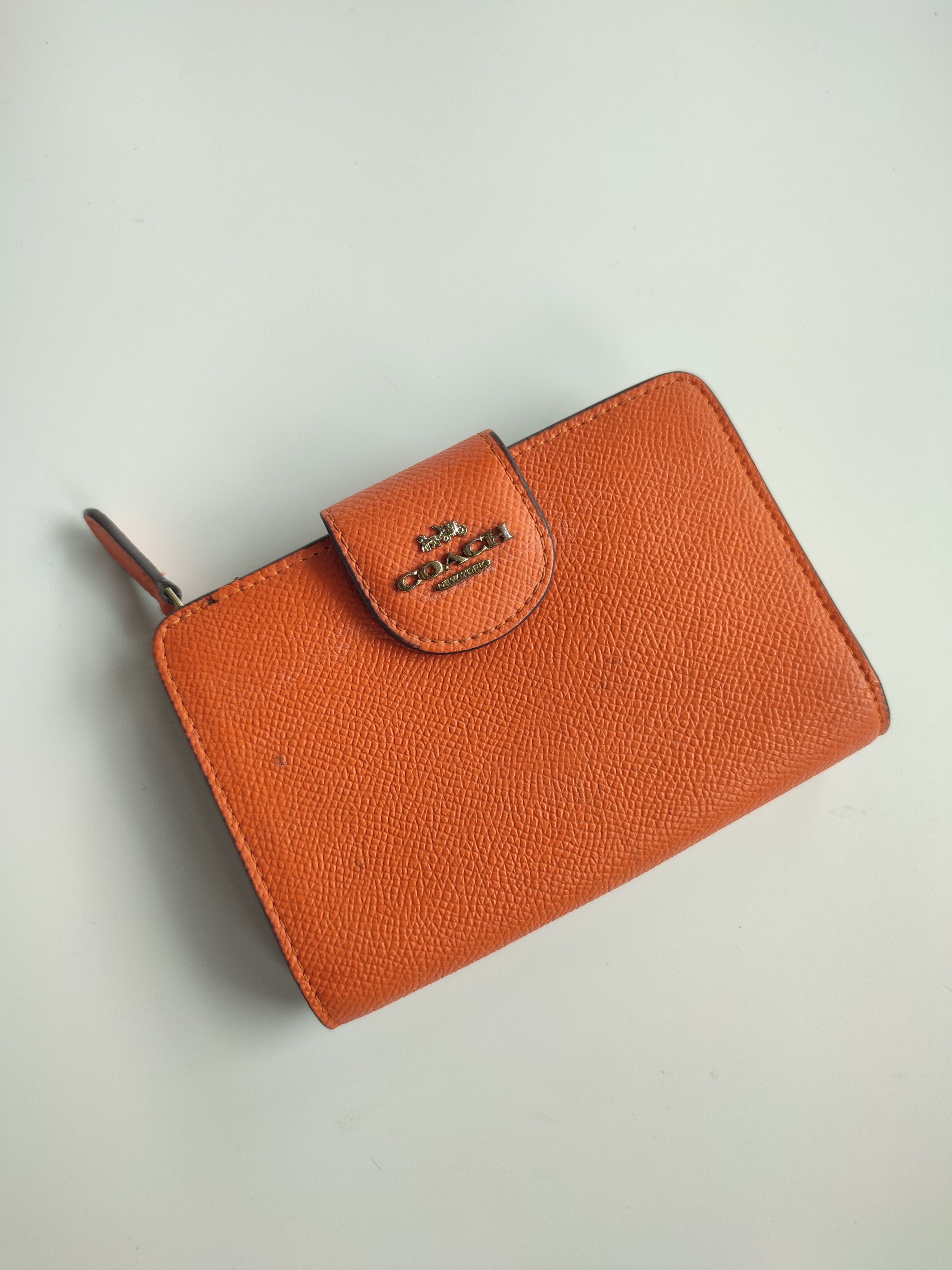 Coach COACH MEDIUM CORNER ZIPPER WALLET Size ONE SIZE - 1 Thumbnail