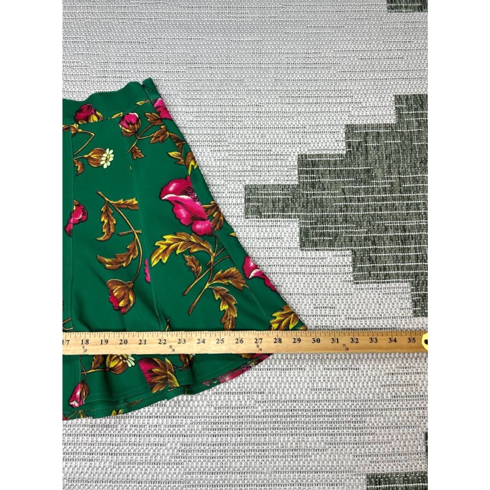 Anthropologie Maeve By Anthropologie Skirt Womens 0 Green Floral Flare Casual Knee Length Womens Size 25" / US 0 / IT 36 - 7 Thumbnail