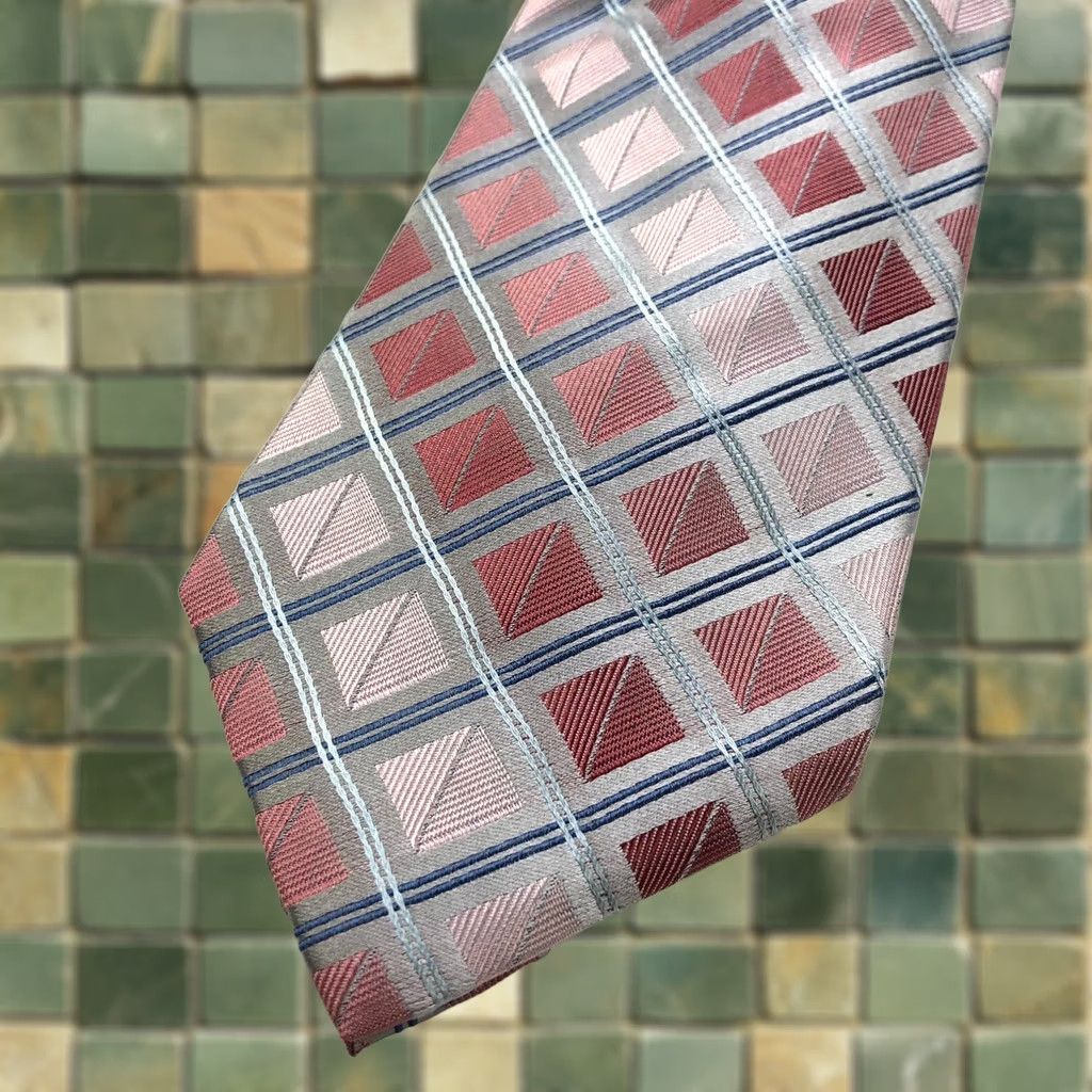 Stafford VINTAGE Stafford Pink Gray 100% Silk Neck Tie Men Geometric 3.5-in 58-in Mens Tie Size ONE SIZE - 1 Thumbnail