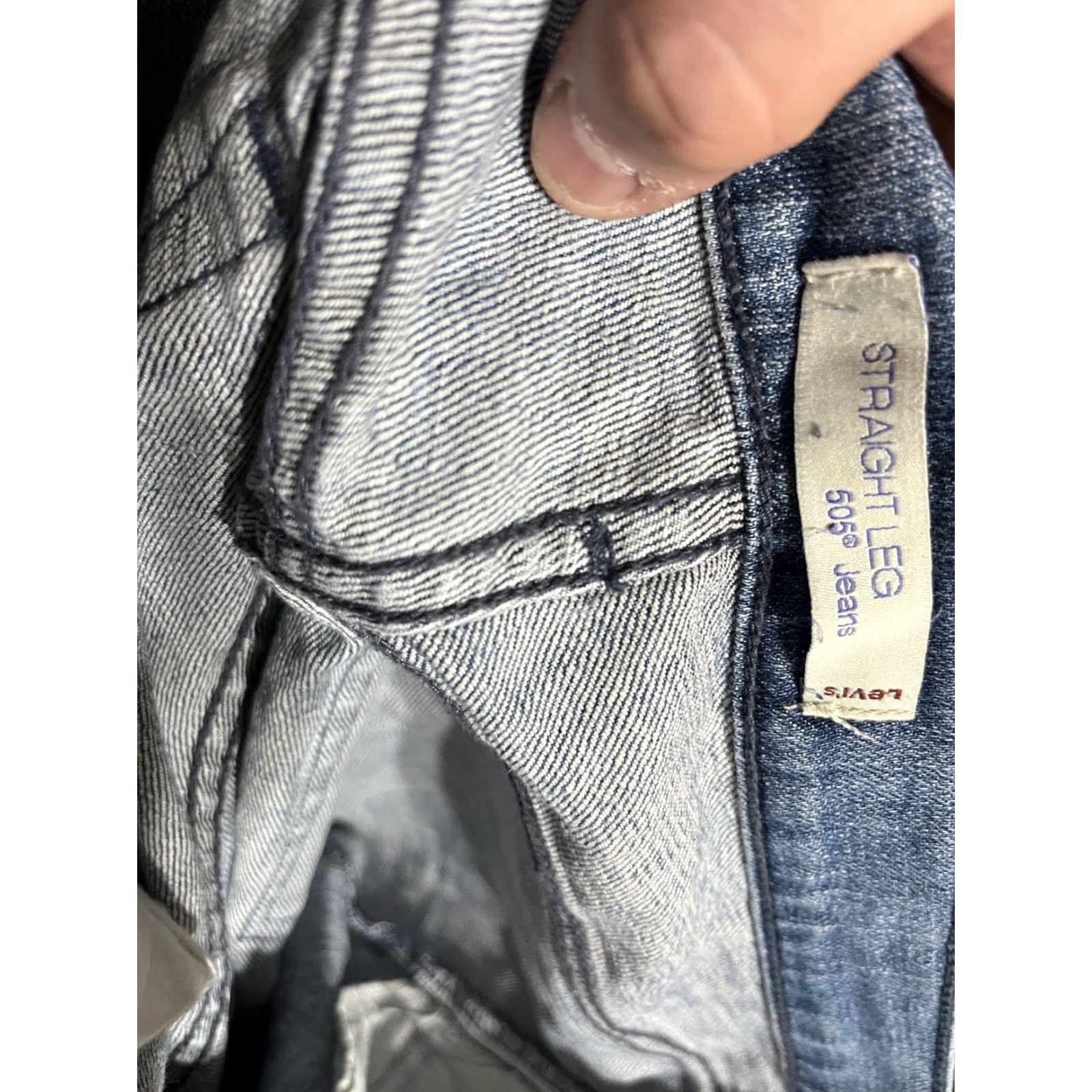 Levi's Levi's Jeans Womens 10 Blue 505 Straight Leg Regular Size 10 Cotton Zip Button USA 26in Inseam Straight Denim Pants adults? Size 32" / US 10 / IT 46 - 5 Thumbnail
