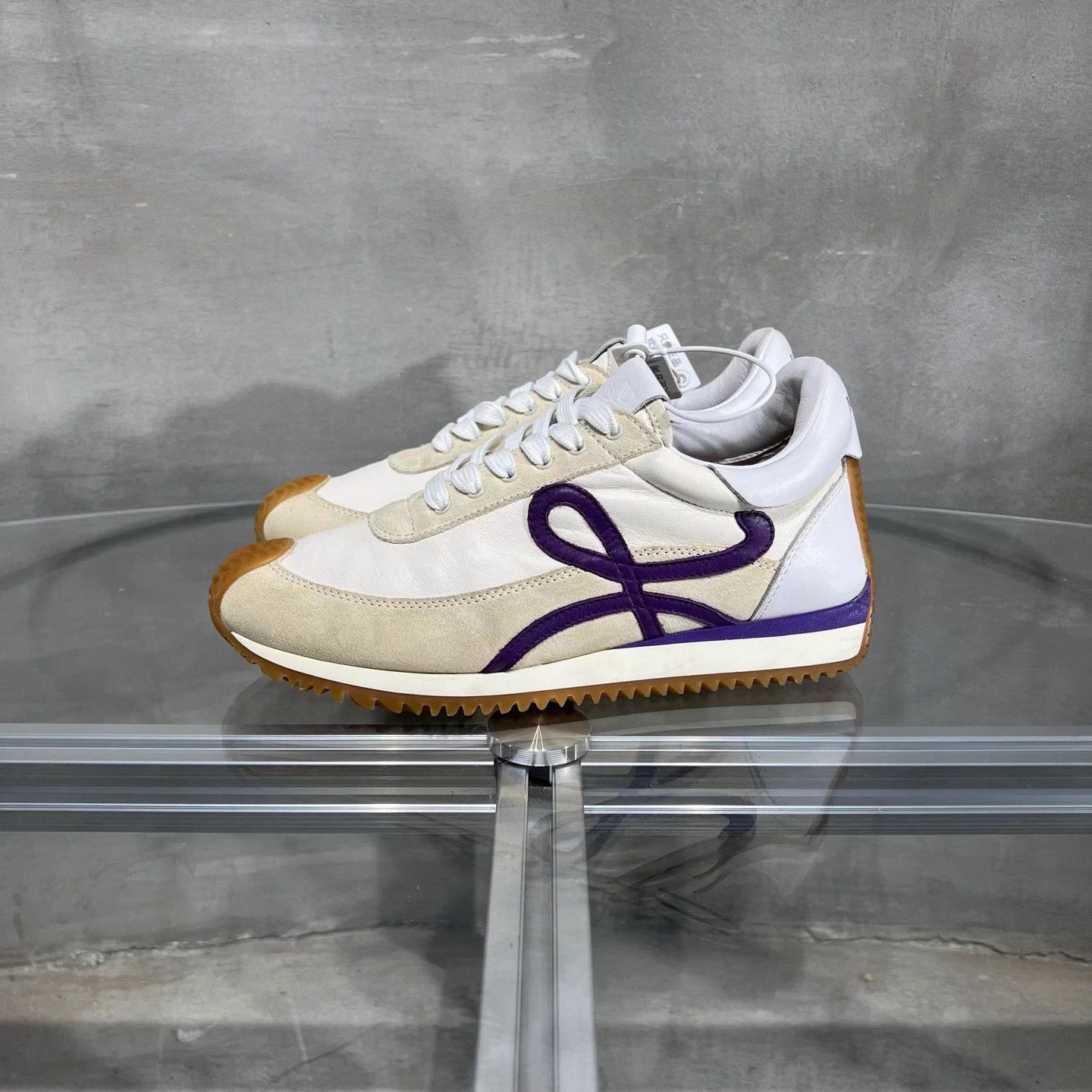 Loewe LOEWE Flow Runner cream purple running shoe 38 EU Size US 7 / IT 37 - 3 Thumbnail
