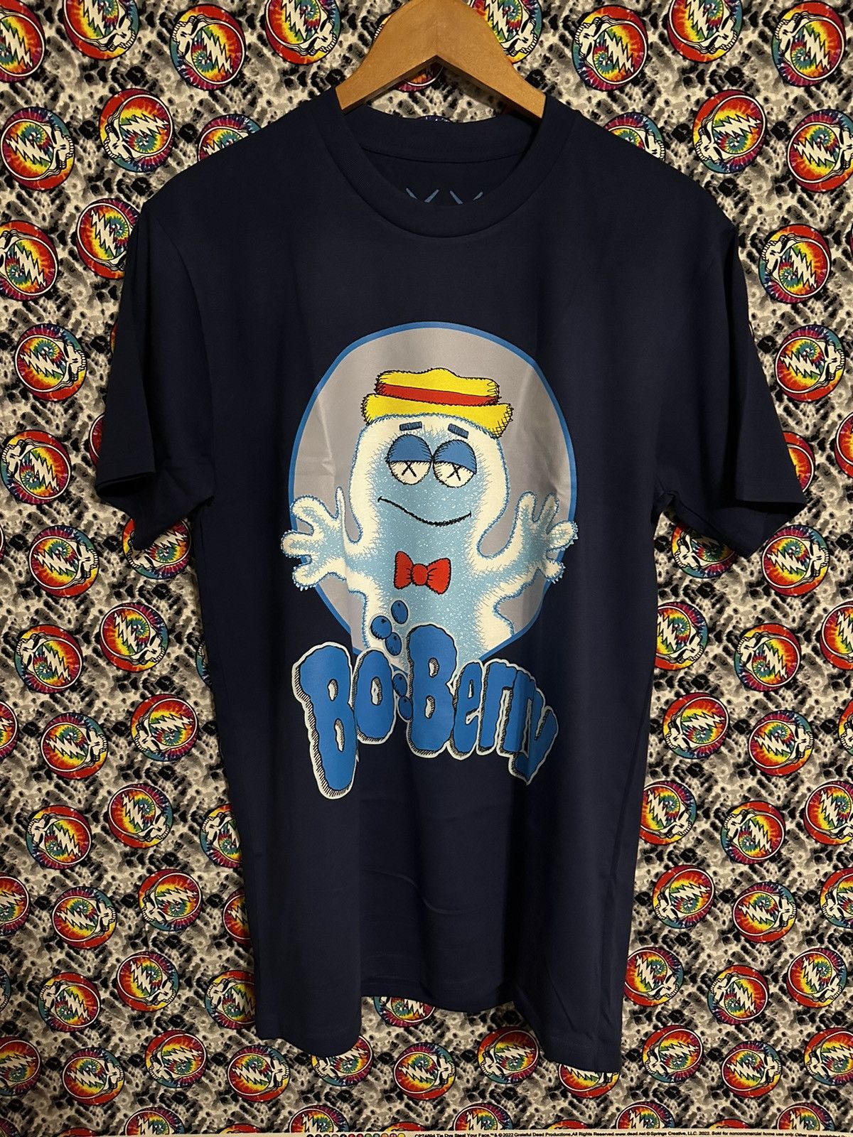 Kaws × Uniqlo KAWS Boo Berry Size US XL / EU 56 / 4 - 1 Thumbnail