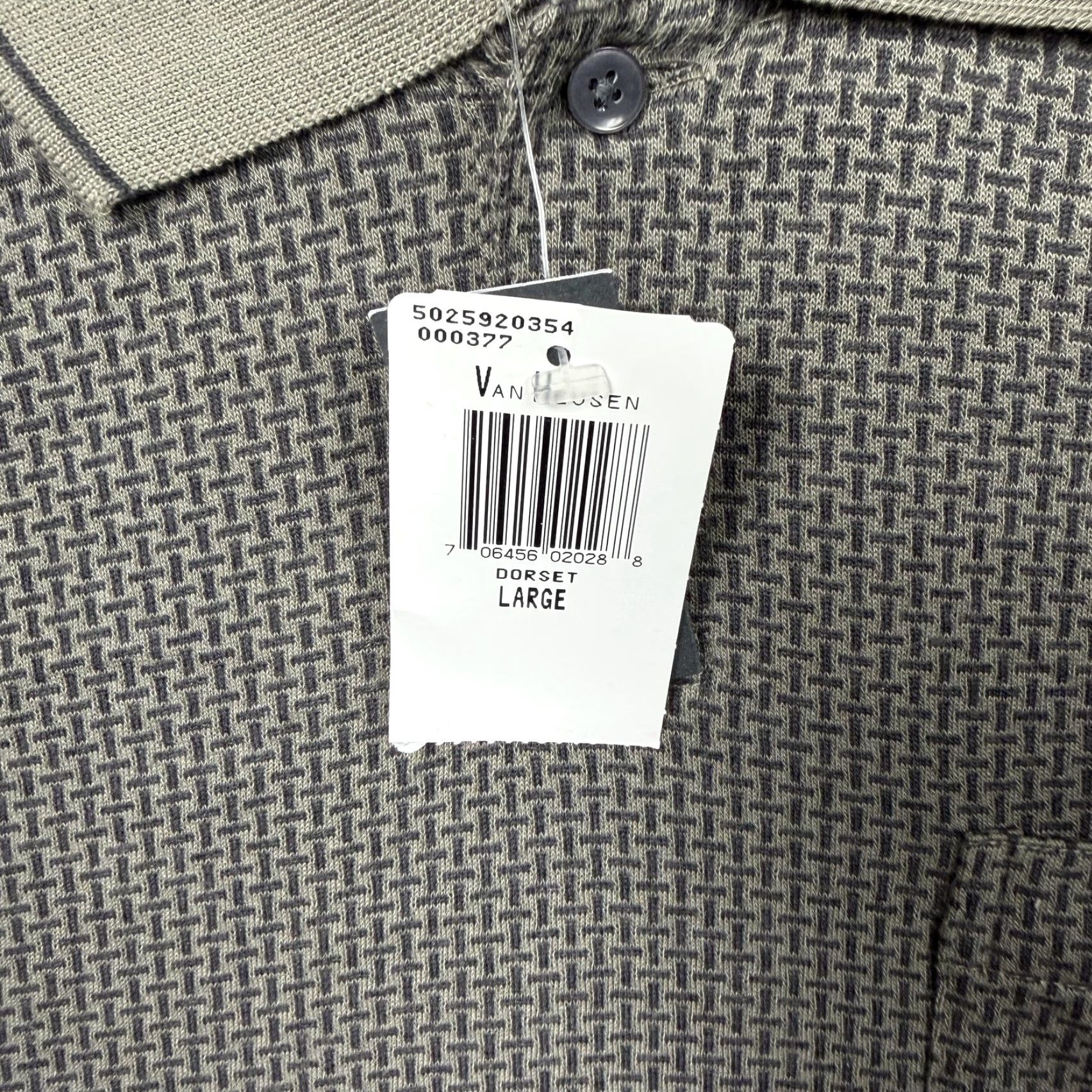 Van Heusen Van Heusen Polo Shirt Mens L Green Geometric Knit Long Sleeve NWT Size US L / EU 52-54 / 3 - 6 Thumbnail