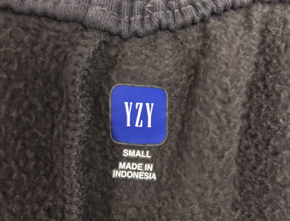 Balenciaga × Gap × Kanye West Yeezy Gap Engineered By Balenciaga dark grey sweat pants Size US 32 / EU 48 - 2 Thumbnail