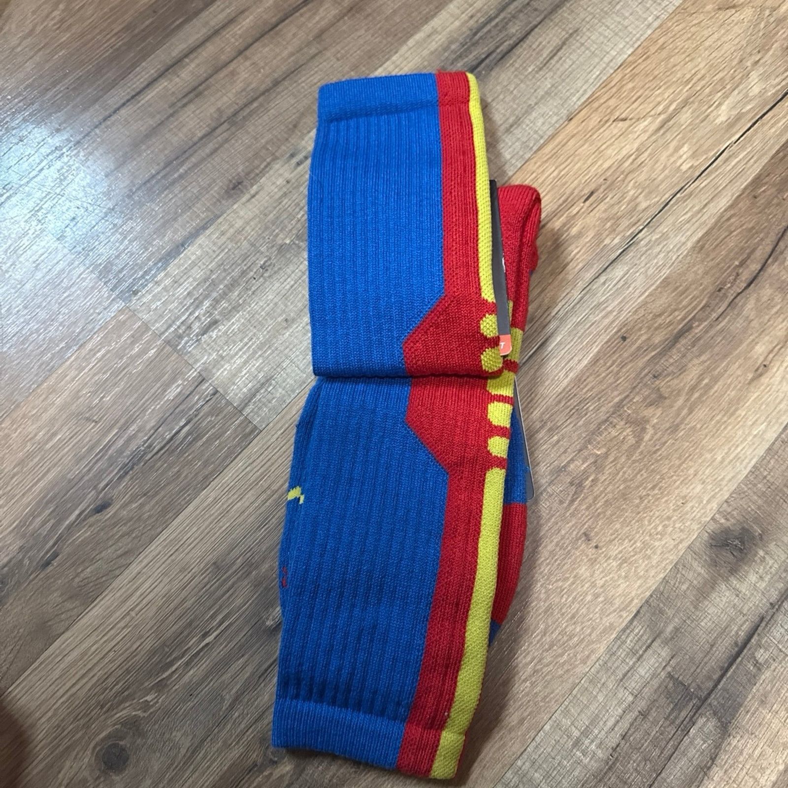Nike 2012 Nike Elite Doernbecher Dunk Cushioned Smiley Socks Size ONE SIZE - 2 Thumbnail