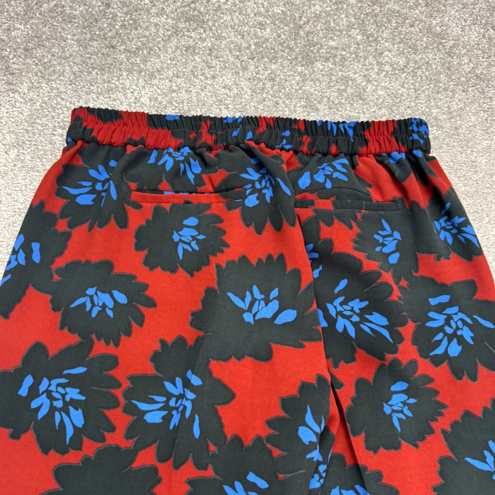 J.Crew J.Crew Pants Womens 8 Firework Floral Tapered Pull On Boho Casual Red Blue Black Size 30" / US 8 / IT 44 - 4 Thumbnail