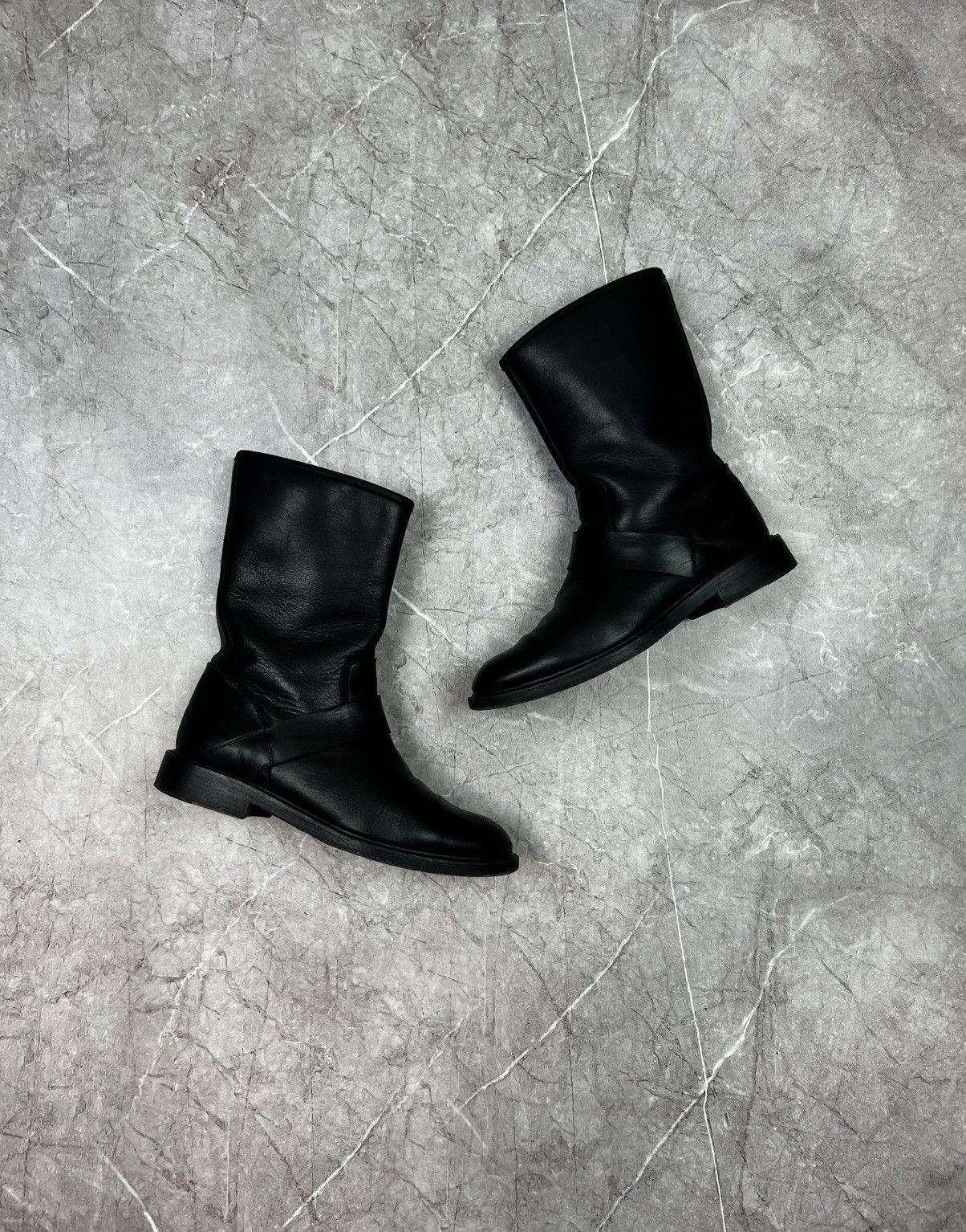 Common Projects COMMON PROJECTS Women's Leather Engineer Boots Size 39. Size US 9 / IT 39 - 1 Thumbnail