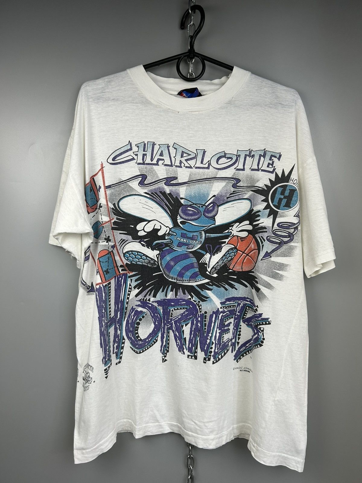 Vintage 90s Charlotte Hornets Big Logo Tee T shirt