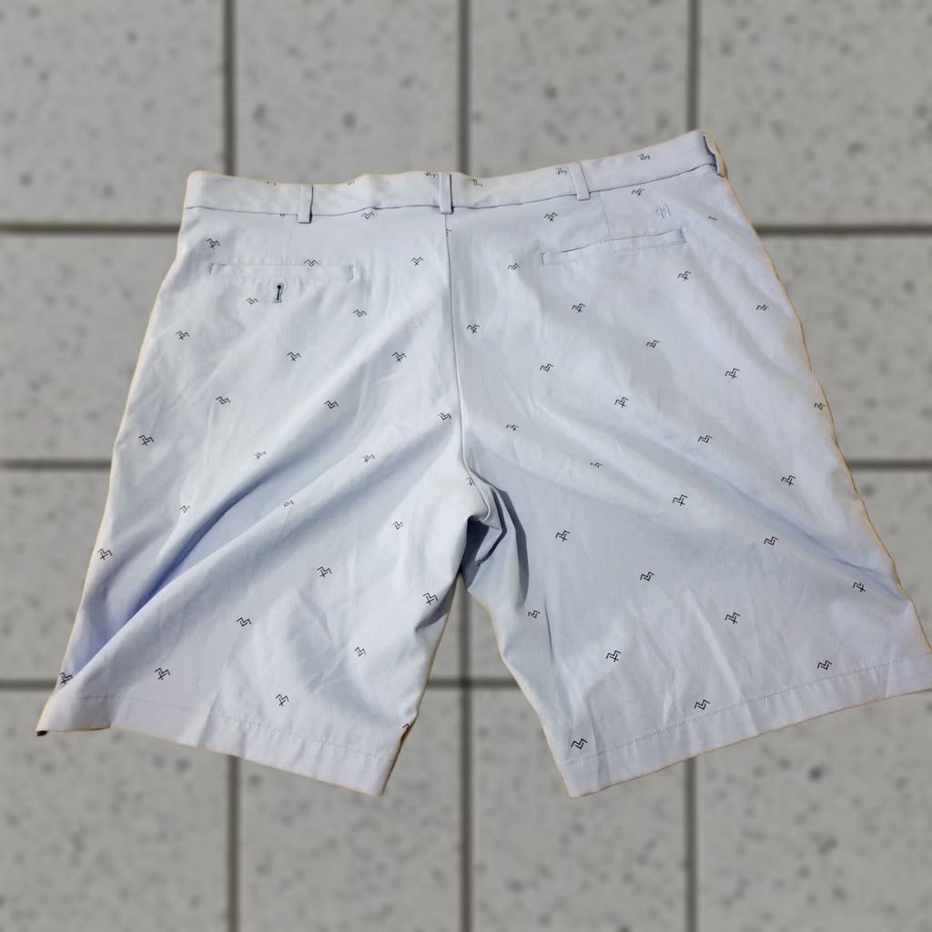 Vintage VINTAGE Walter Hagen Shorts Mens 42 Blue Athletic Chino Stretch Shorts Size US 42 / EU 58 - 1 Thumbnail