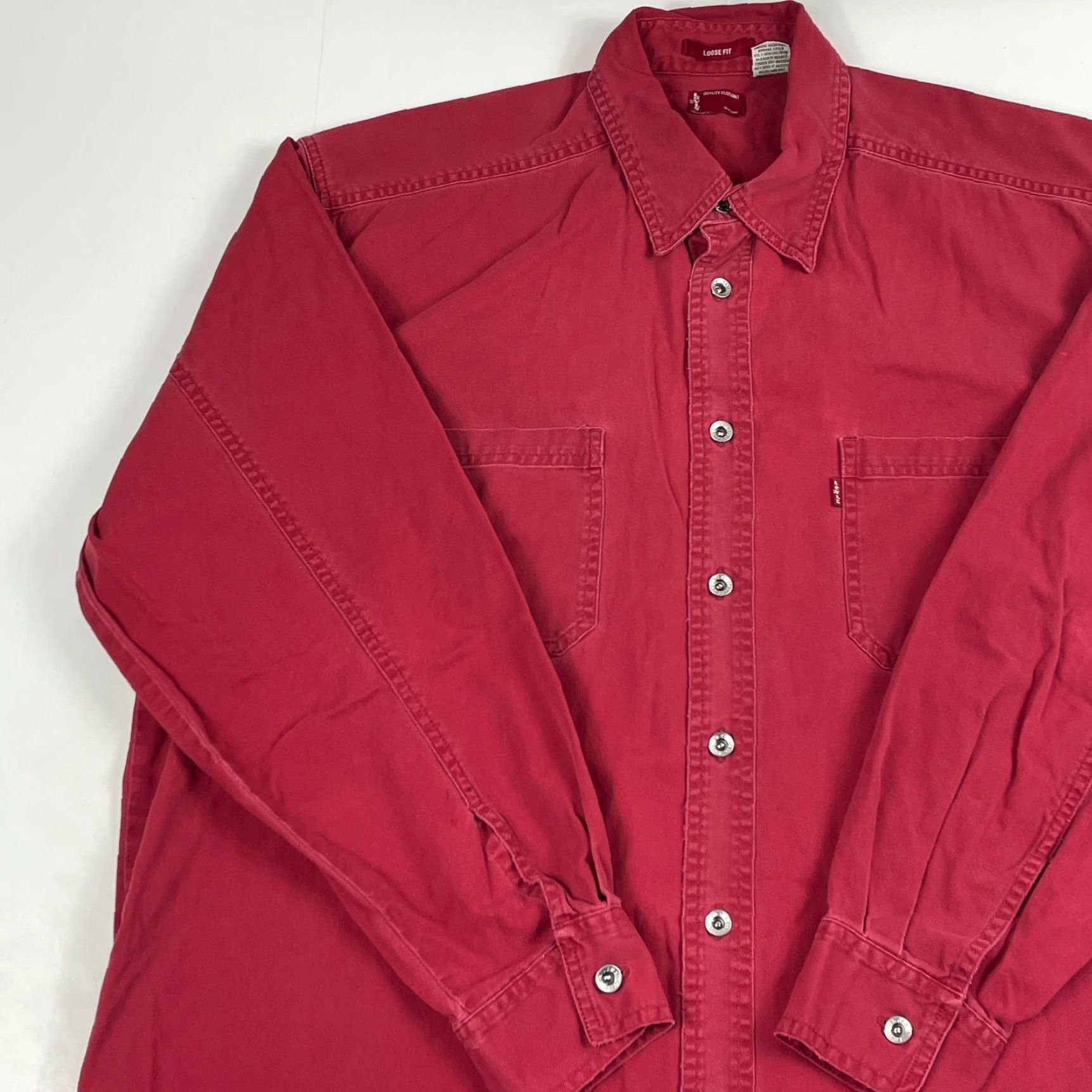 Levi's VINTAGE Levi's Shirt Mens Large Red Canvas Loose Long Sleeve Button Up Workwear Rugged Size US L / EU 52-54 / 3 - 2 Thumbnail