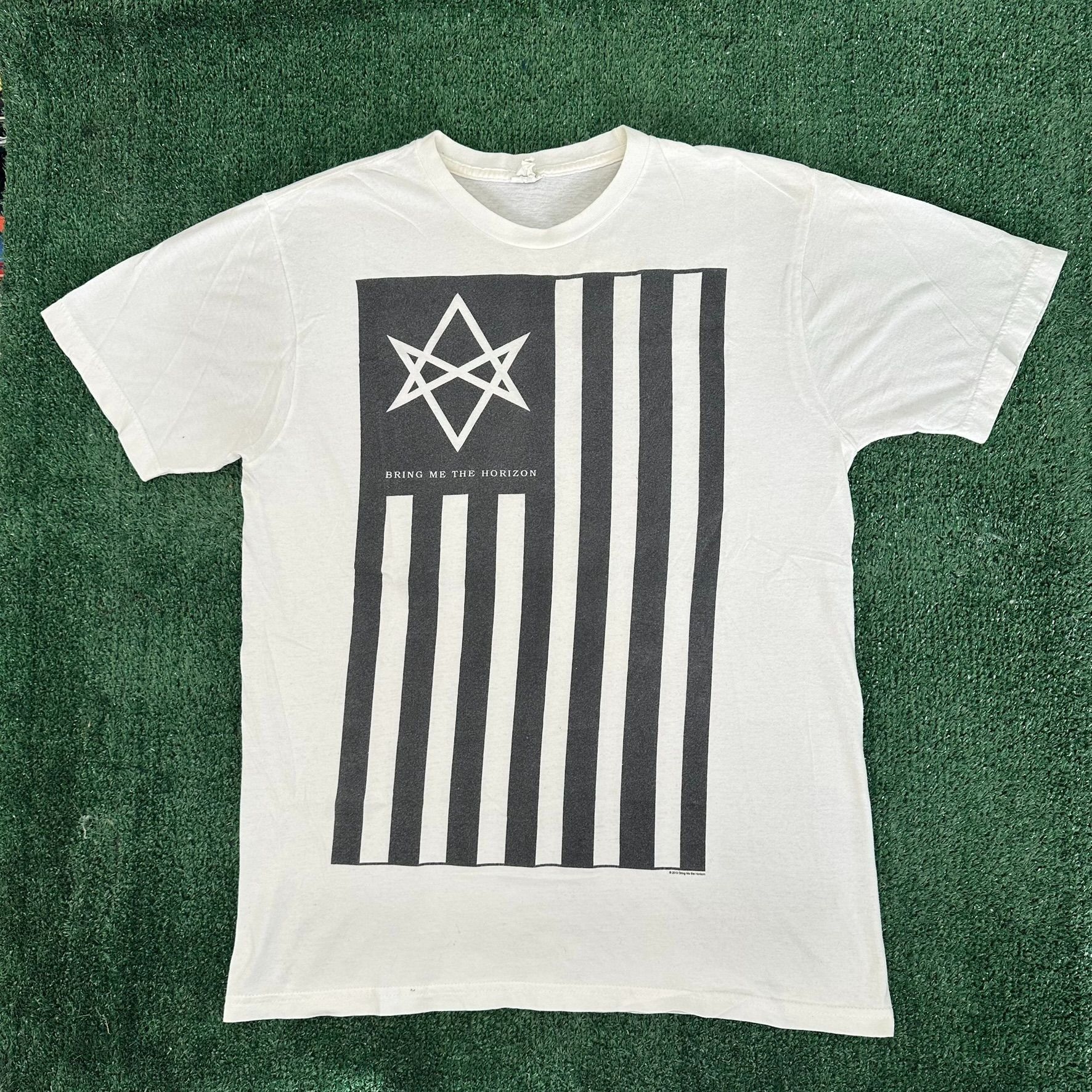 Band Tees Bring Me The Horizon Antivist T-Shirt Y2K BMTH Metal Band Te Size US M / EU 48-50 / 2 - 1 Thumbnail