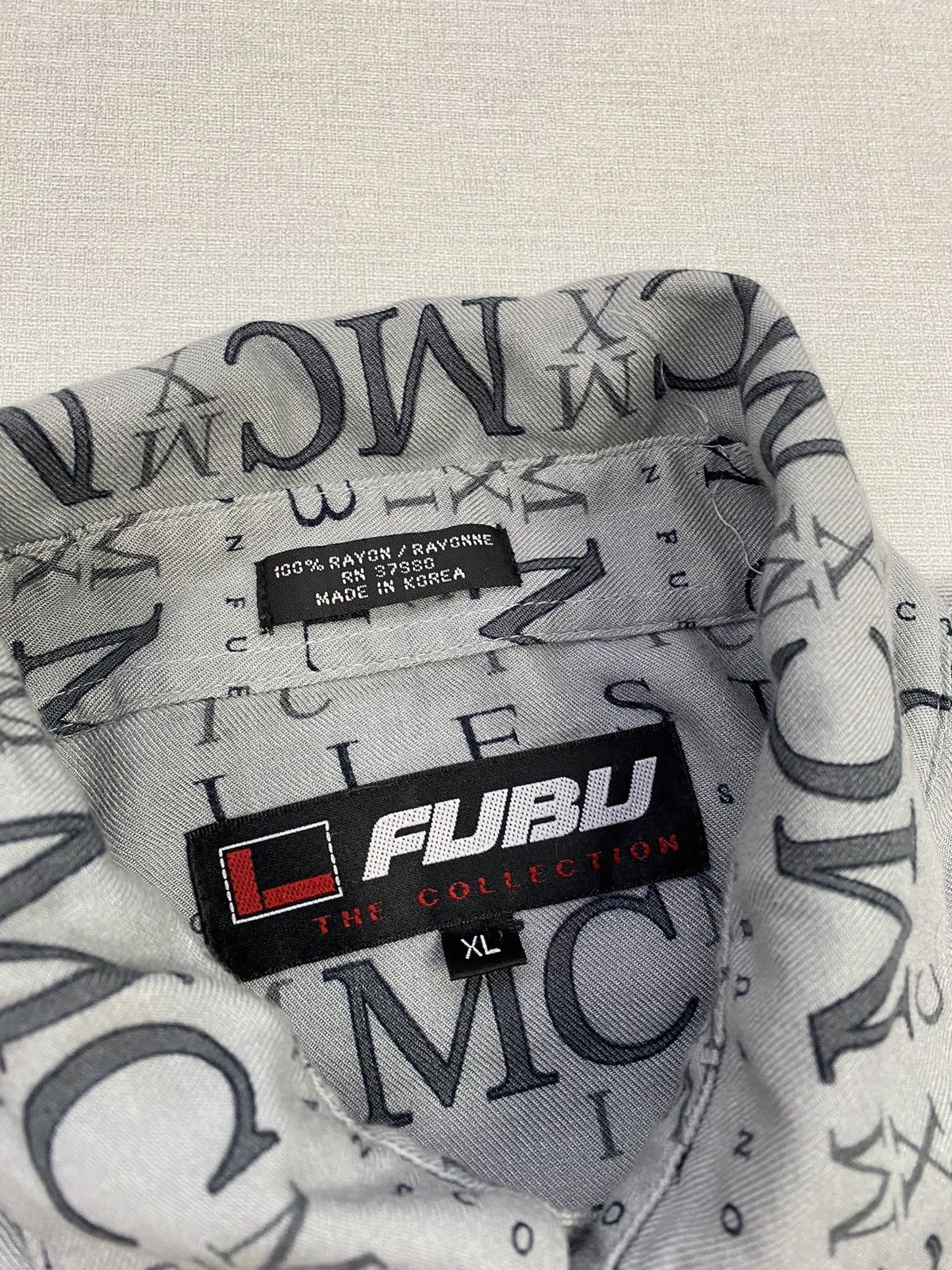 Fubu Men’s Vintage FUBU Long Sleeve Button Down Shirt size XL Size US XL / EU 56 / 4 - 3 Thumbnail