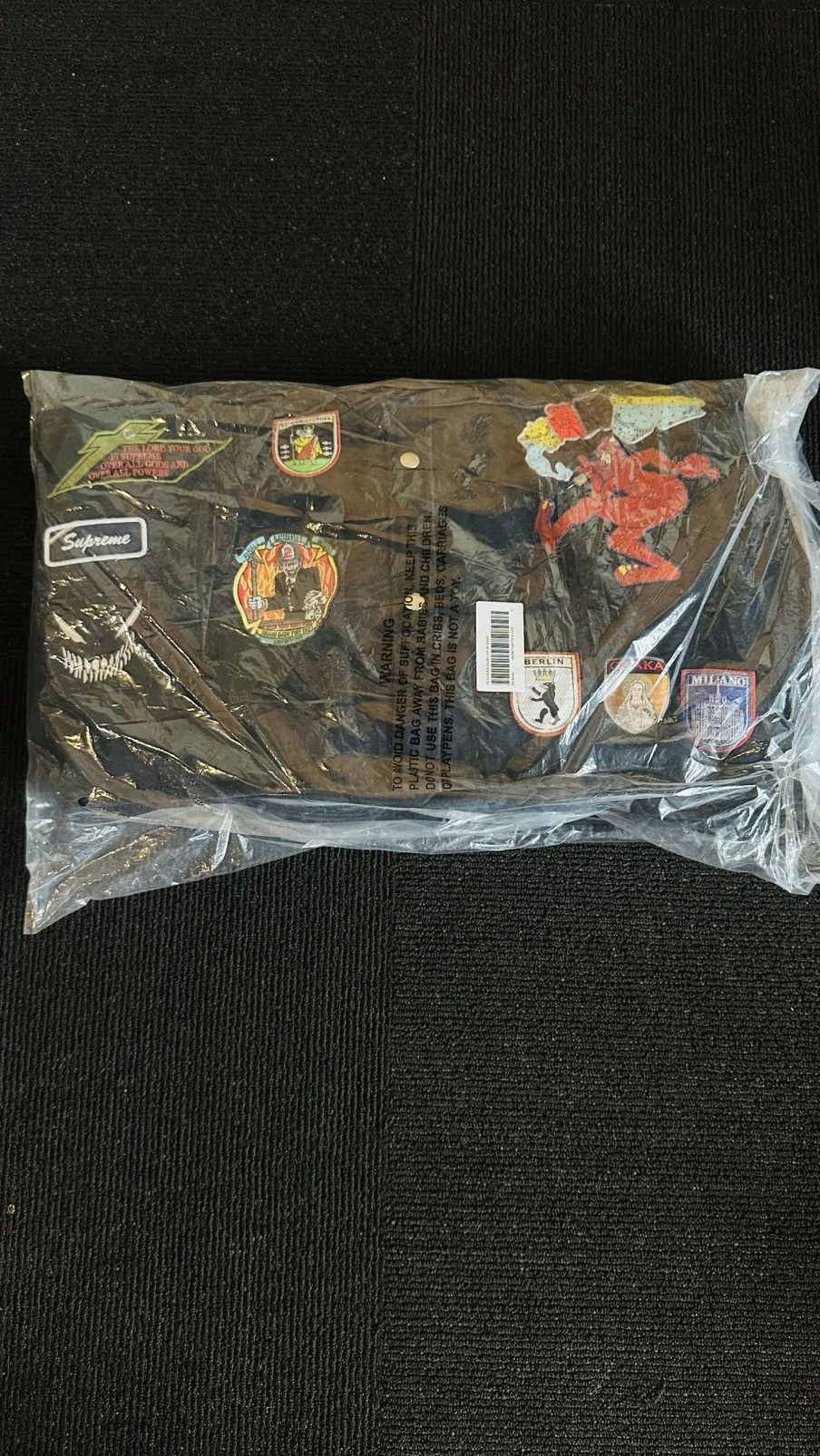 Supreme Supreme patches hooded Zip up shirt (black) (XL) Size US XL / EU 56 / 4 - 1 Thumbnail