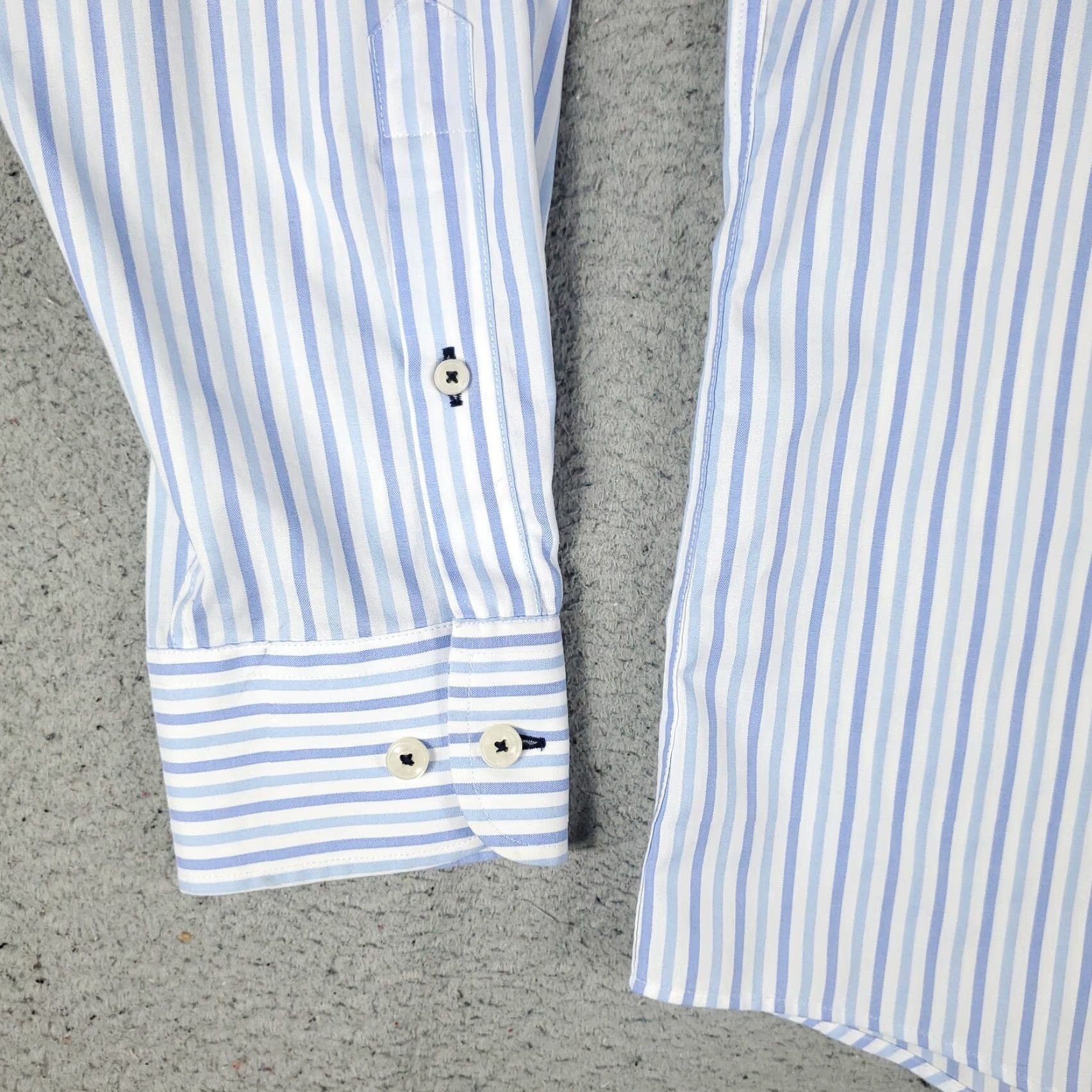 UNTUCKit UNTUCKit Blue Striped Button Up Shirt XL Mens Long Sleeve Casual Size US XL / EU 56 / 4 - 4 Thumbnail