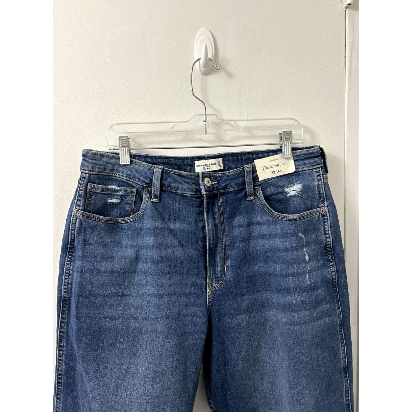 Abercrombie & Fitch Abercrombie Fitch The Mom Jean Jeans Womens Sz 34x26 Blue Wash High Rise Distressed NWT Size 24" / US 00 / IT 34 - 2 Thumbnail